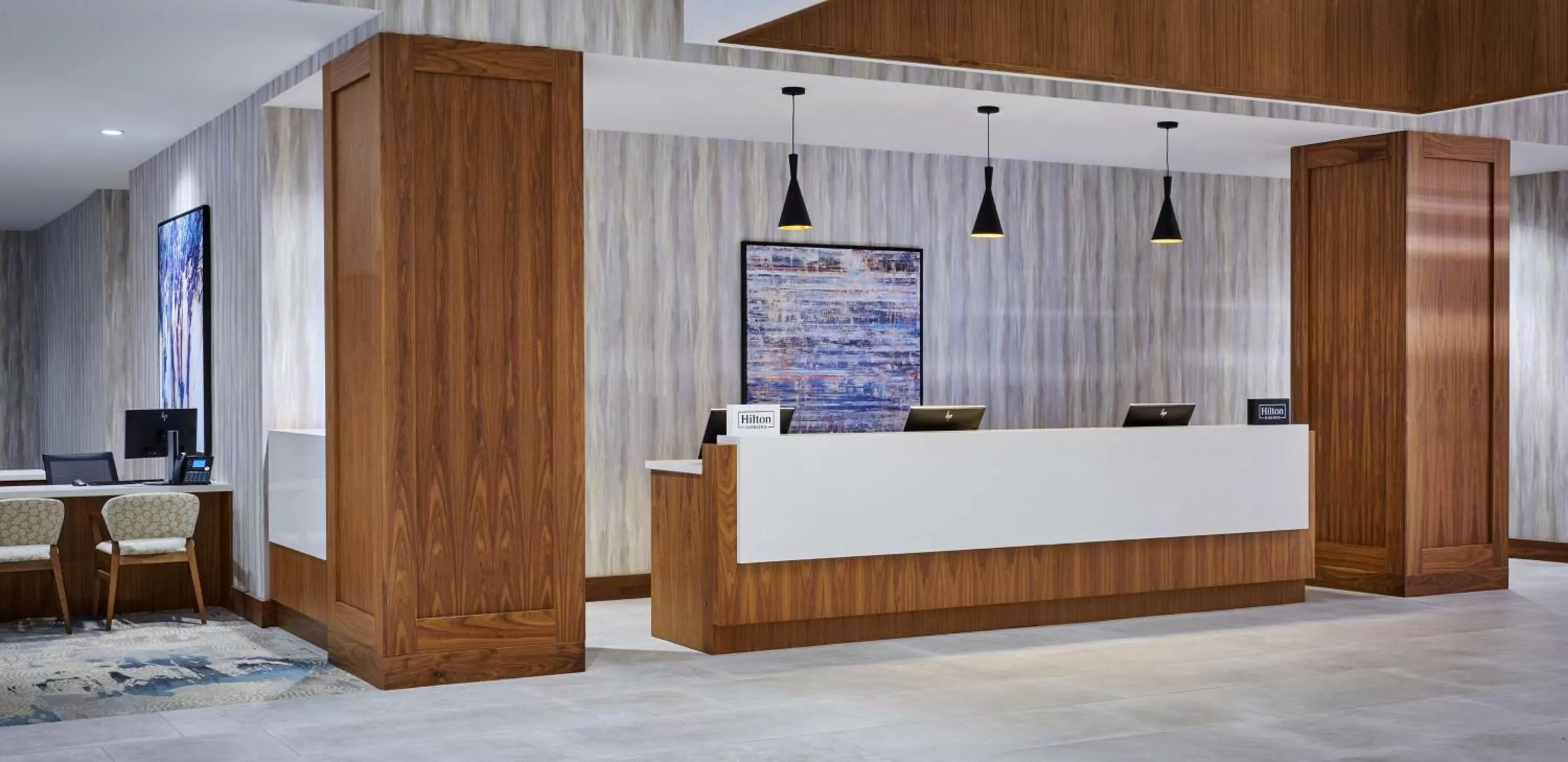 Lobby or reception in DoubleTree by Hilton Windsor, ON
