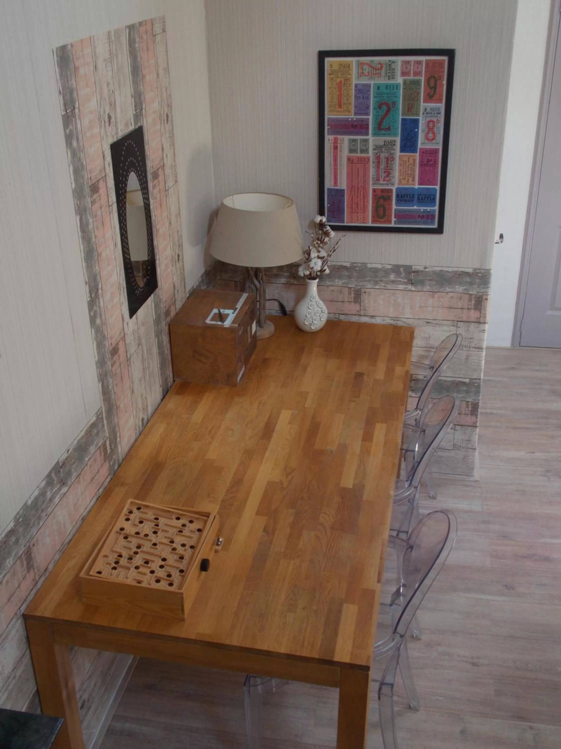 Living room in Tintaglia, betaalbaar en gastvrij