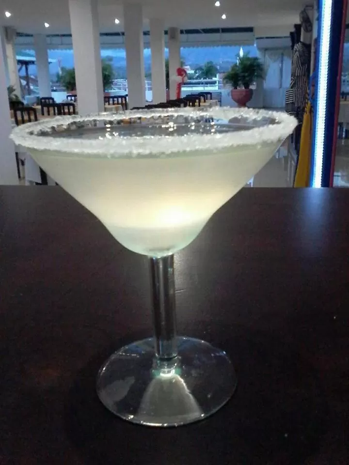 Food and drinks in Hotel Cafe Plaza