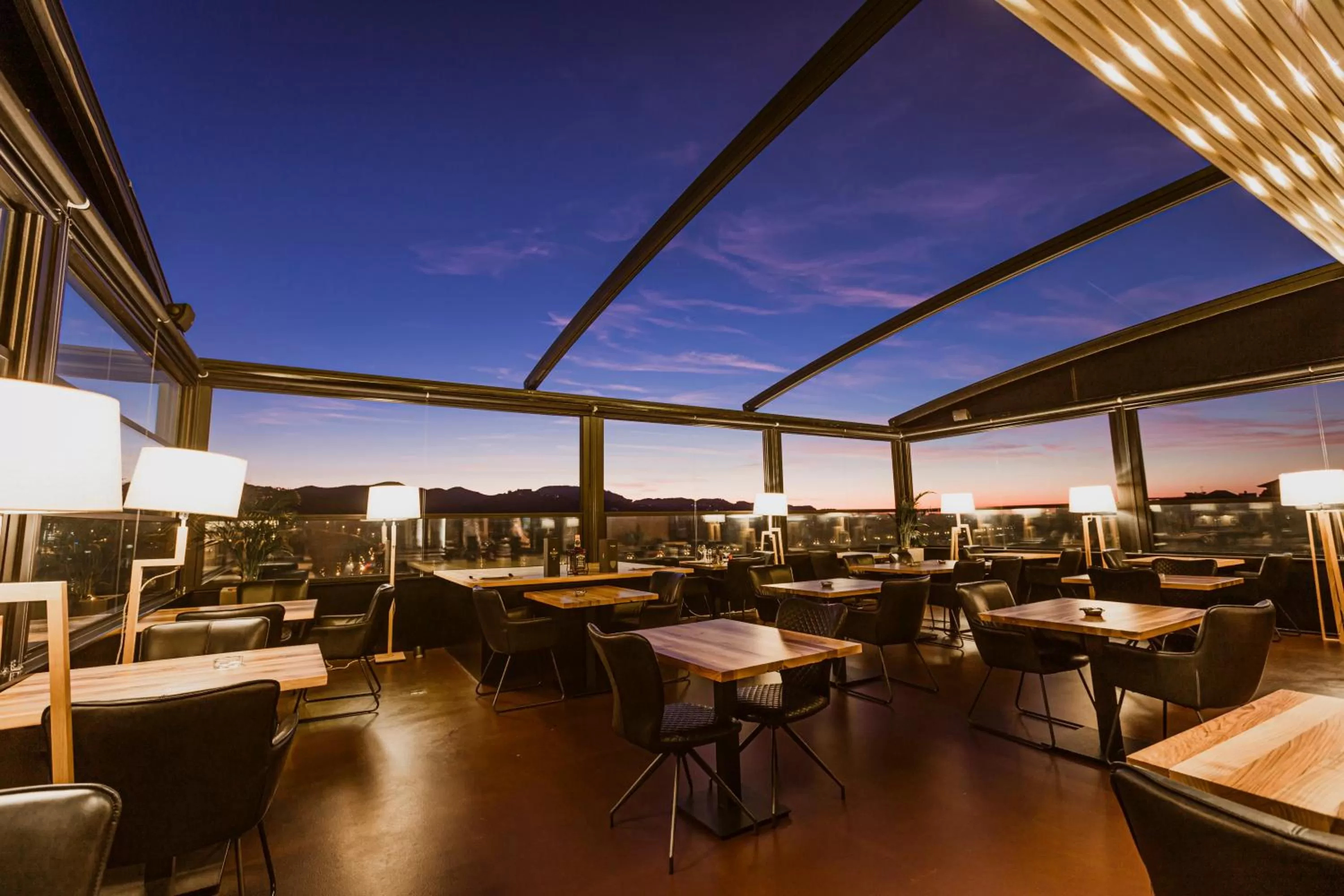 Restaurant/places to eat in Privilege Hotel & Spa