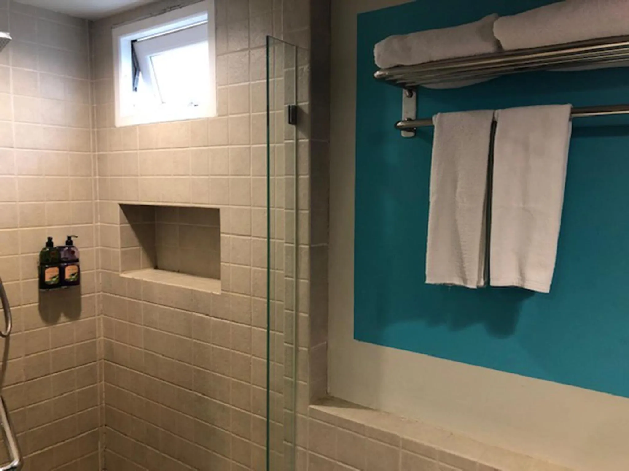 Toilet in Sawasdee Hotel @ Sukhumvit Soi 8