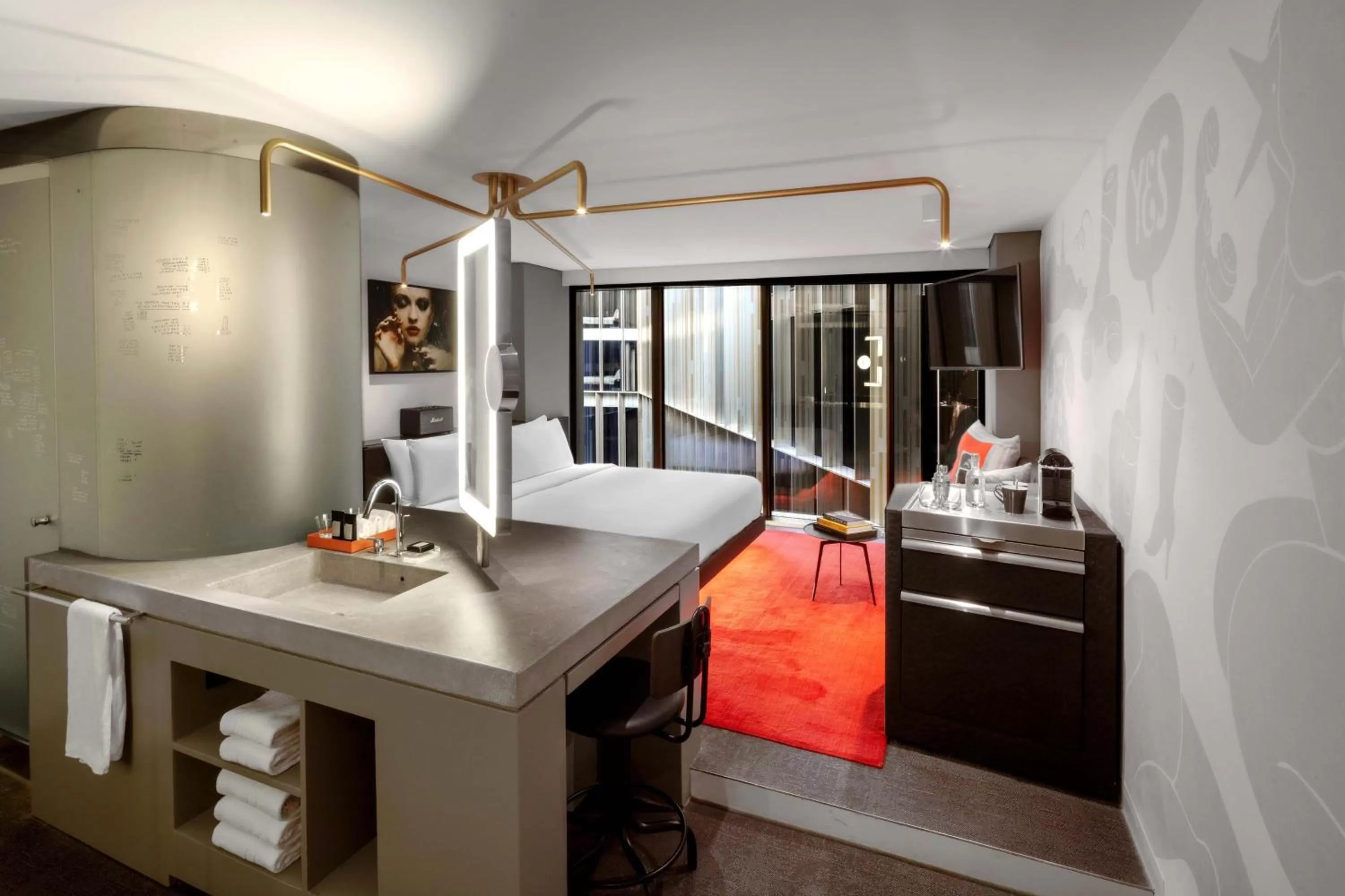 Photo of the whole room in W Amsterdam