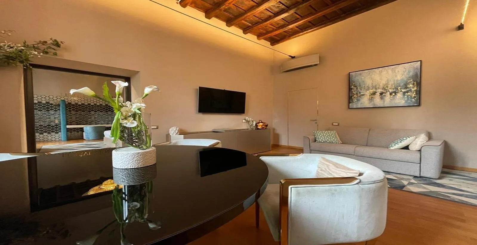 Seating Area in Spagna Royal Suite