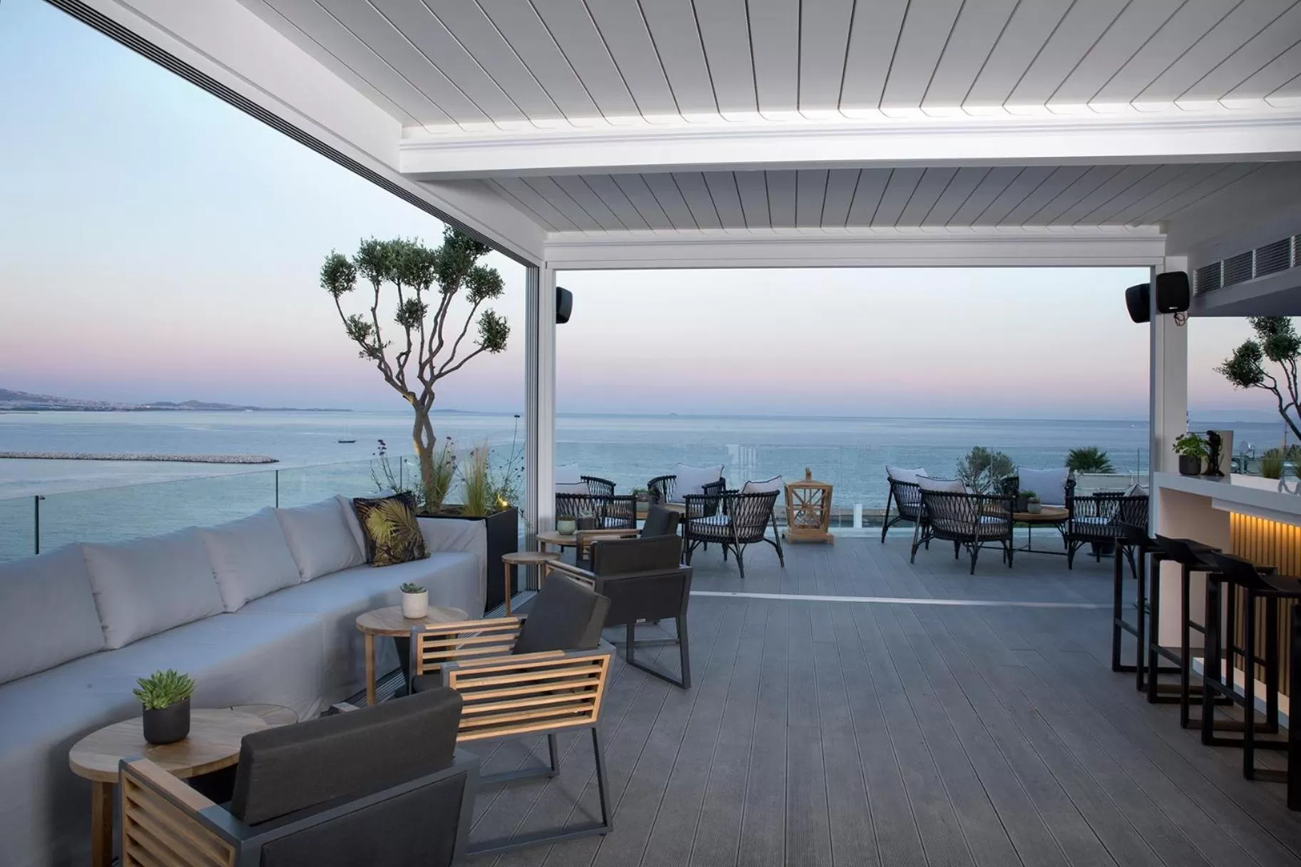 Restaurant/places to eat in The Alex Monte Kastella, Santikos Collection