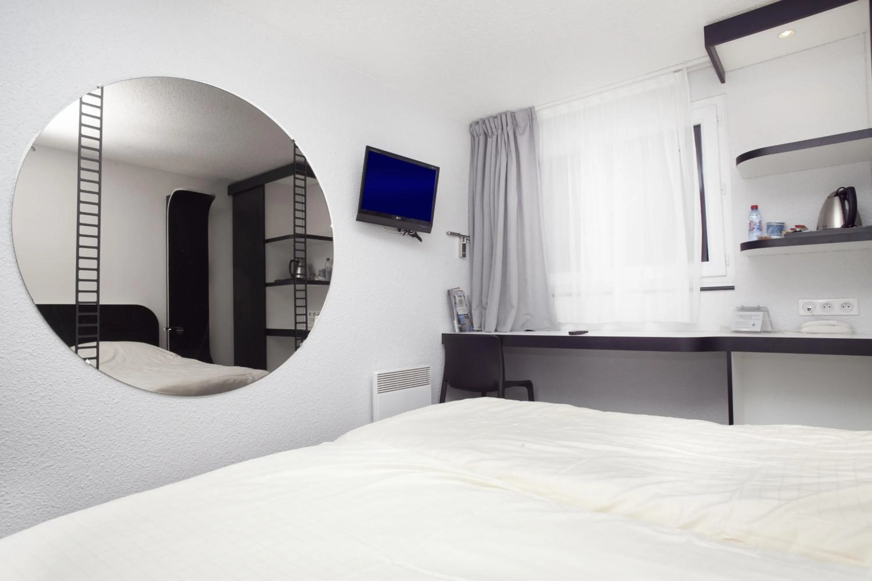 Twin Room in Kyriad Deauville - St Arnoult