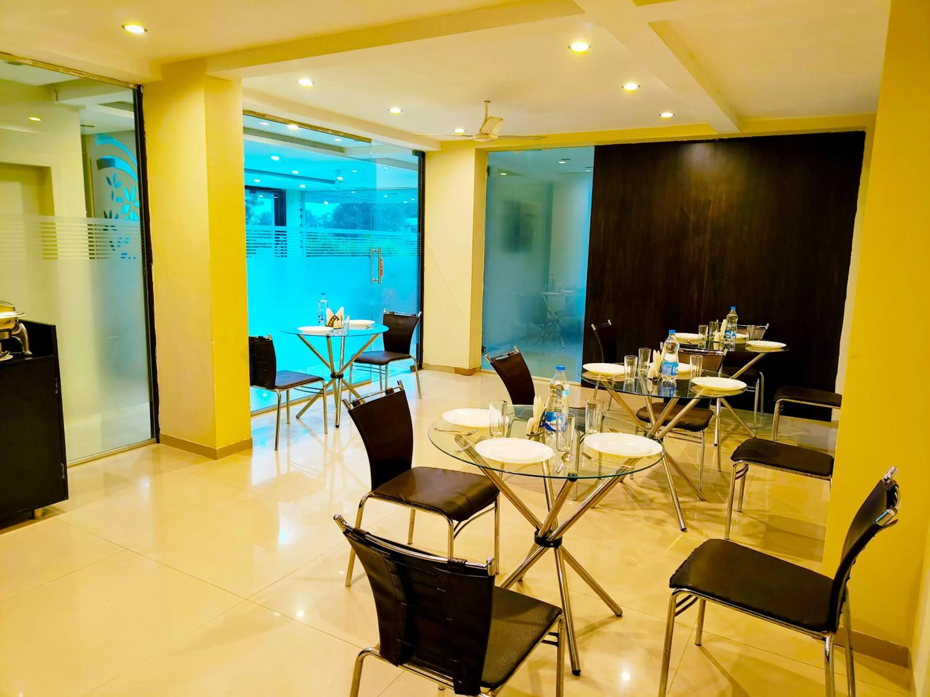 Restaurant/places to eat in SAI SRUSHTI by NEEM SQUARE