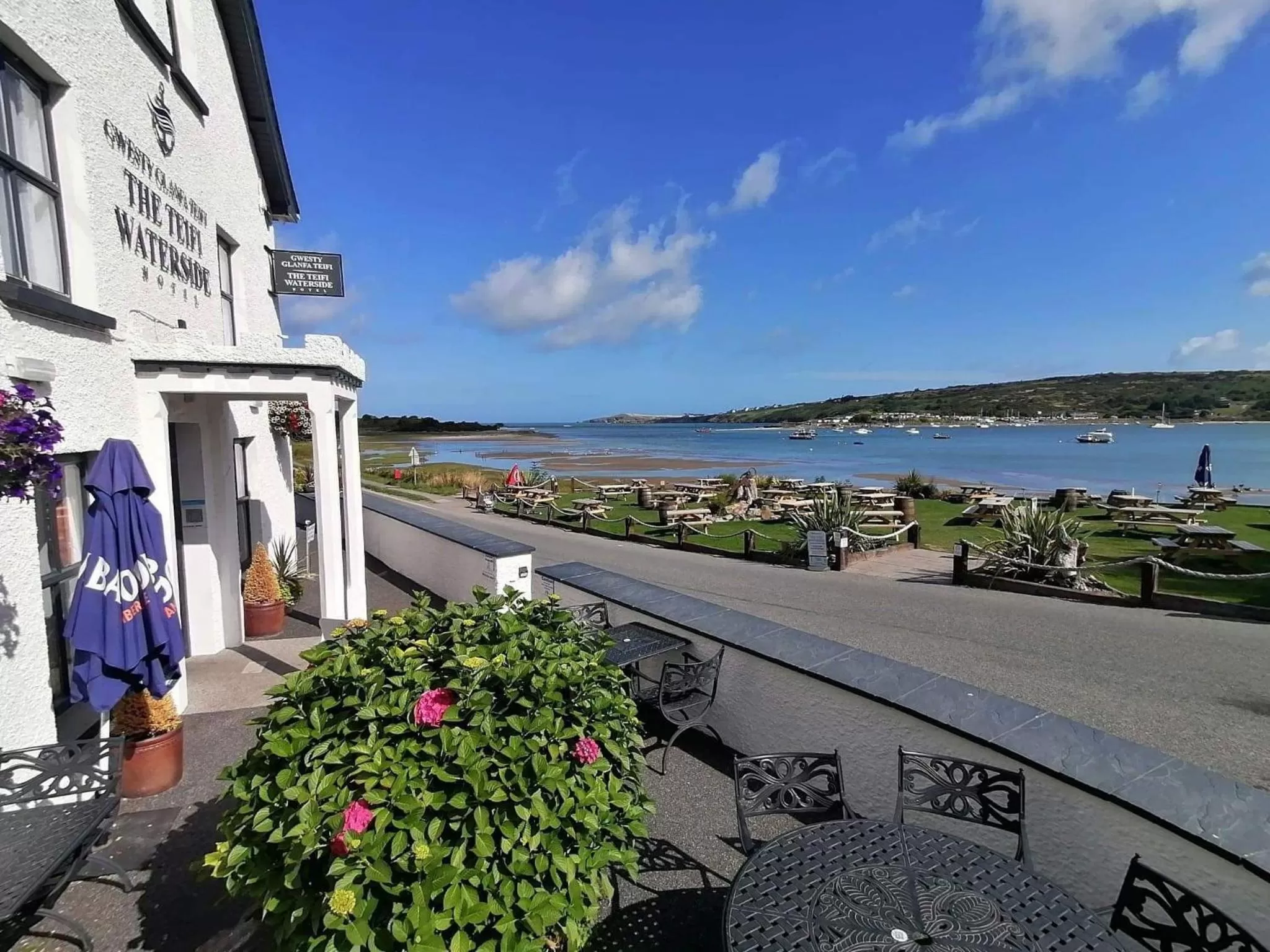 Balcony/Terrace in The Teifi Waterside Hotel