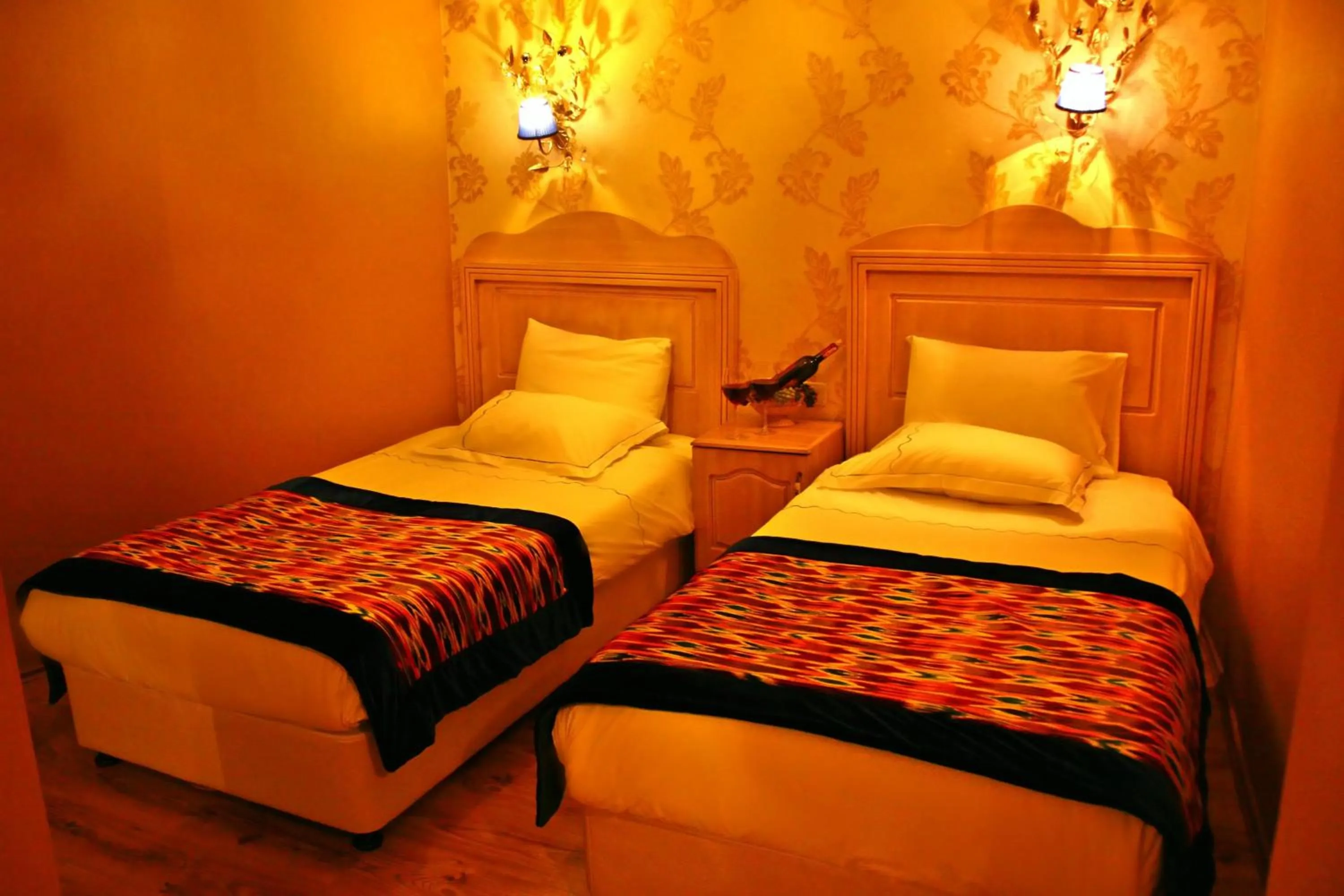 Bedroom, Bed in Divas Hotel