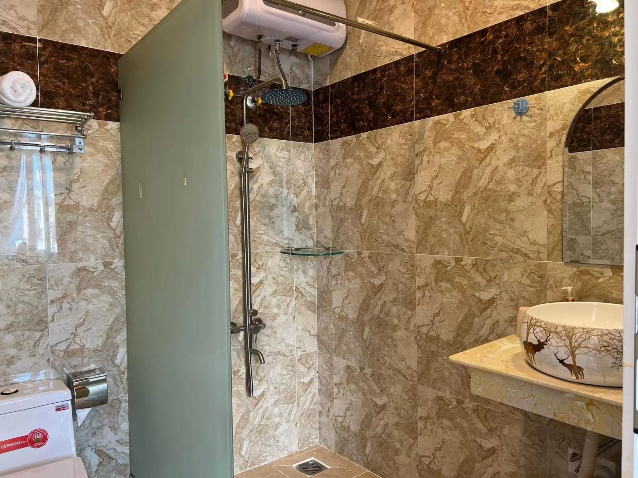 Bathroom in Villa - Hotel Nam Khang 2 Dalat