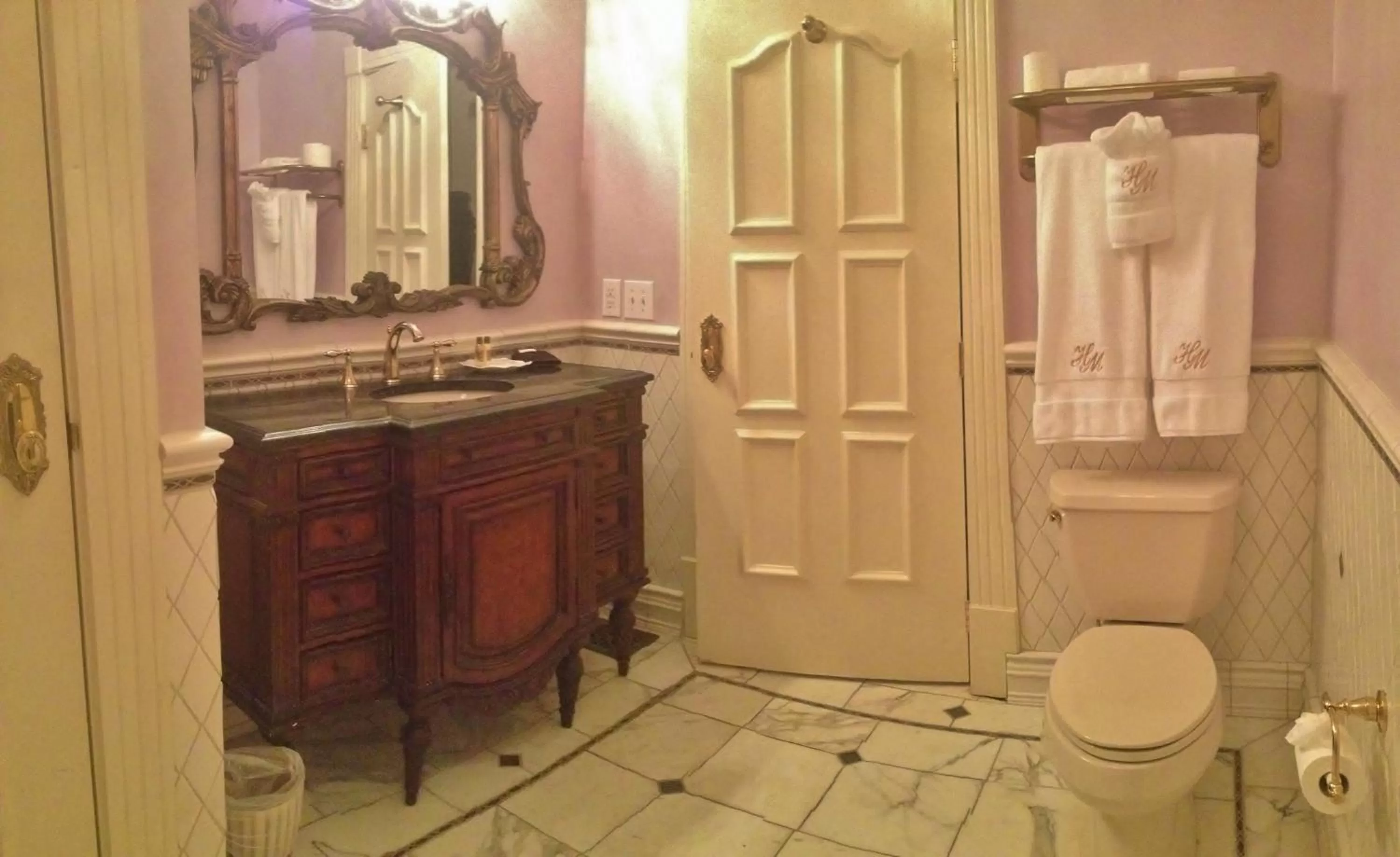 Bedroom, Bathroom in The Hotel Magnolia