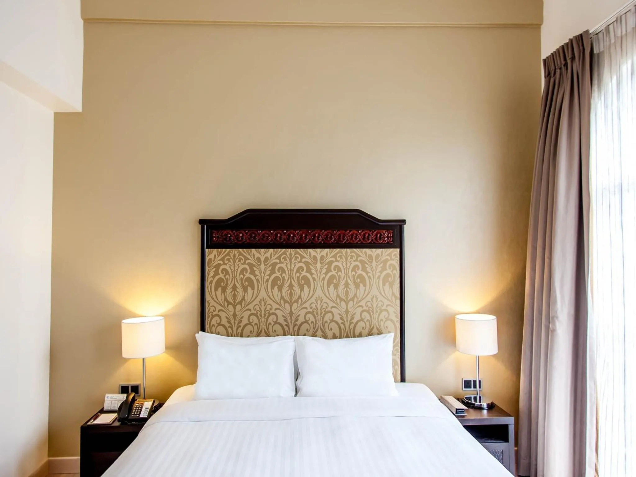 Bedroom, Bed in Village Hotel Albert Court by Far East Hospitality