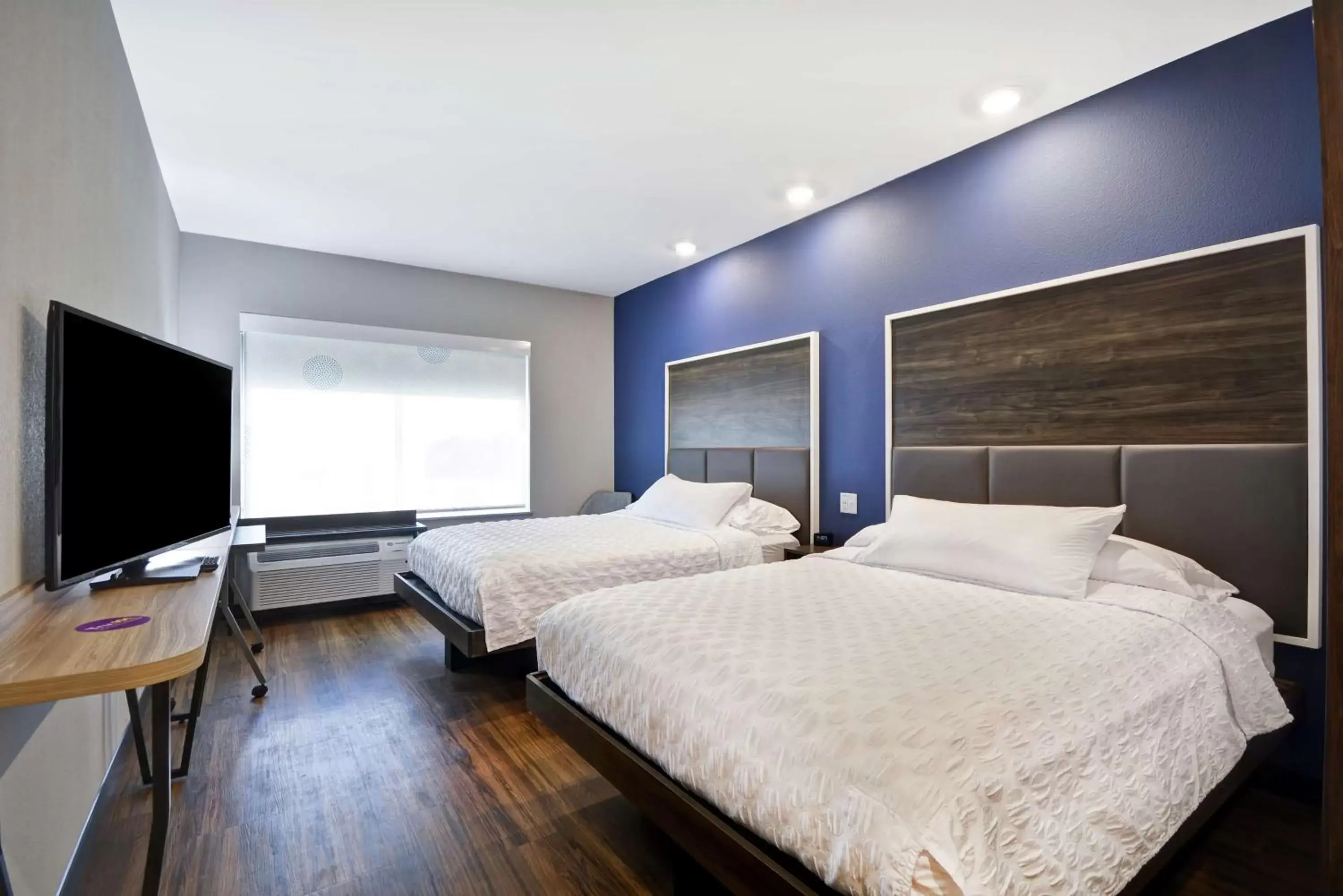 Queen Room with Two Queen Beds in Tru By Hilton Sumter Queen Room with Two Queen Beds in Tru By Hilton Sumter