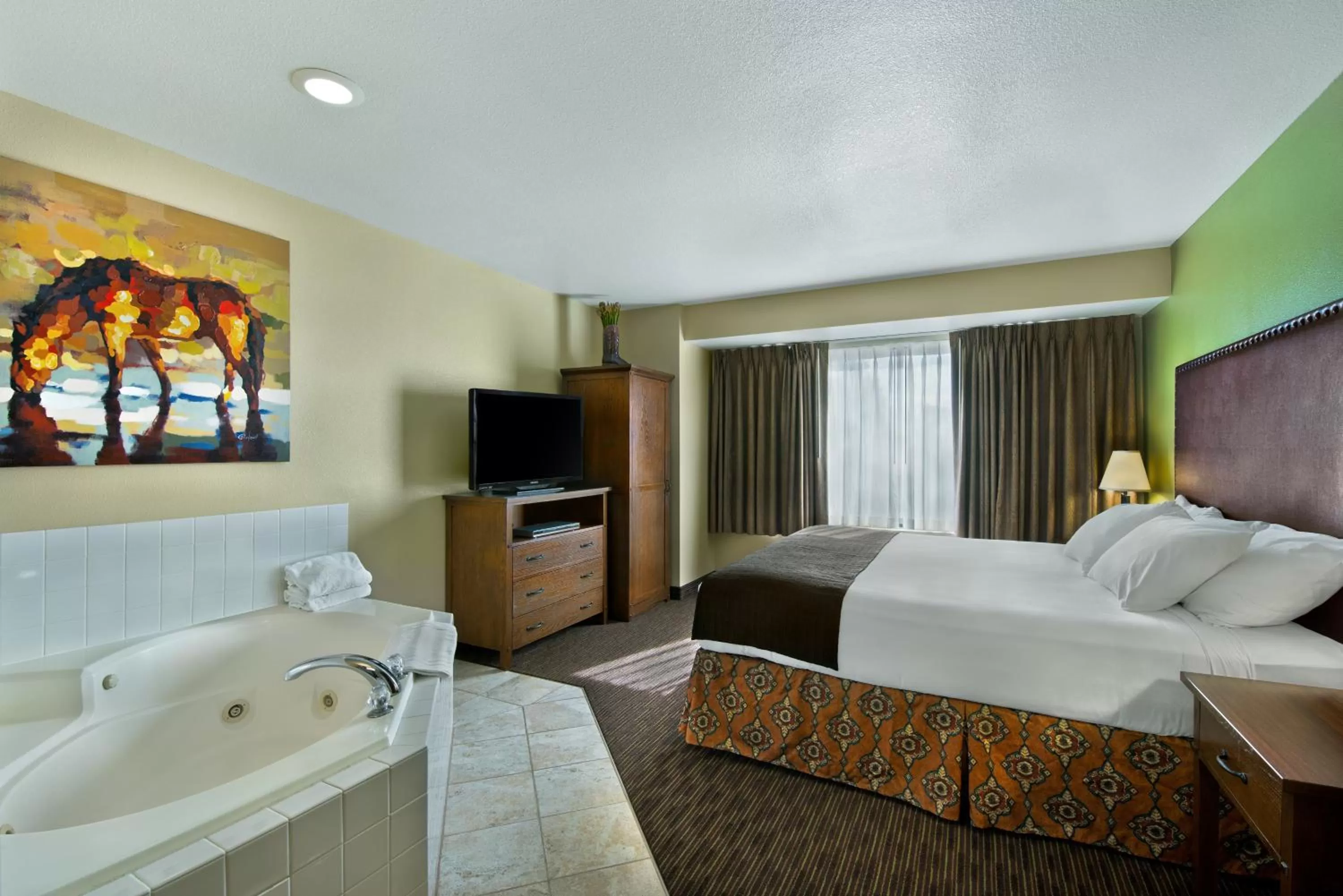 TV and multimedia, Bed in Oxford Suites Hermiston