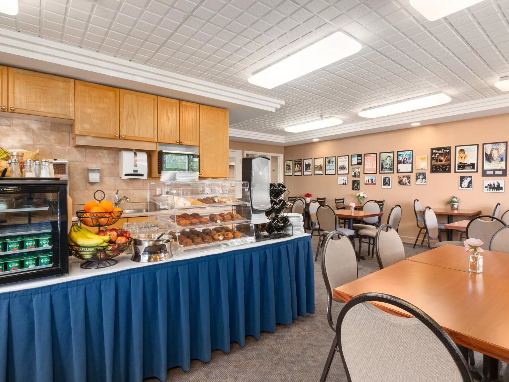Breakfast in Travelodge by Wyndham Spruce Grove