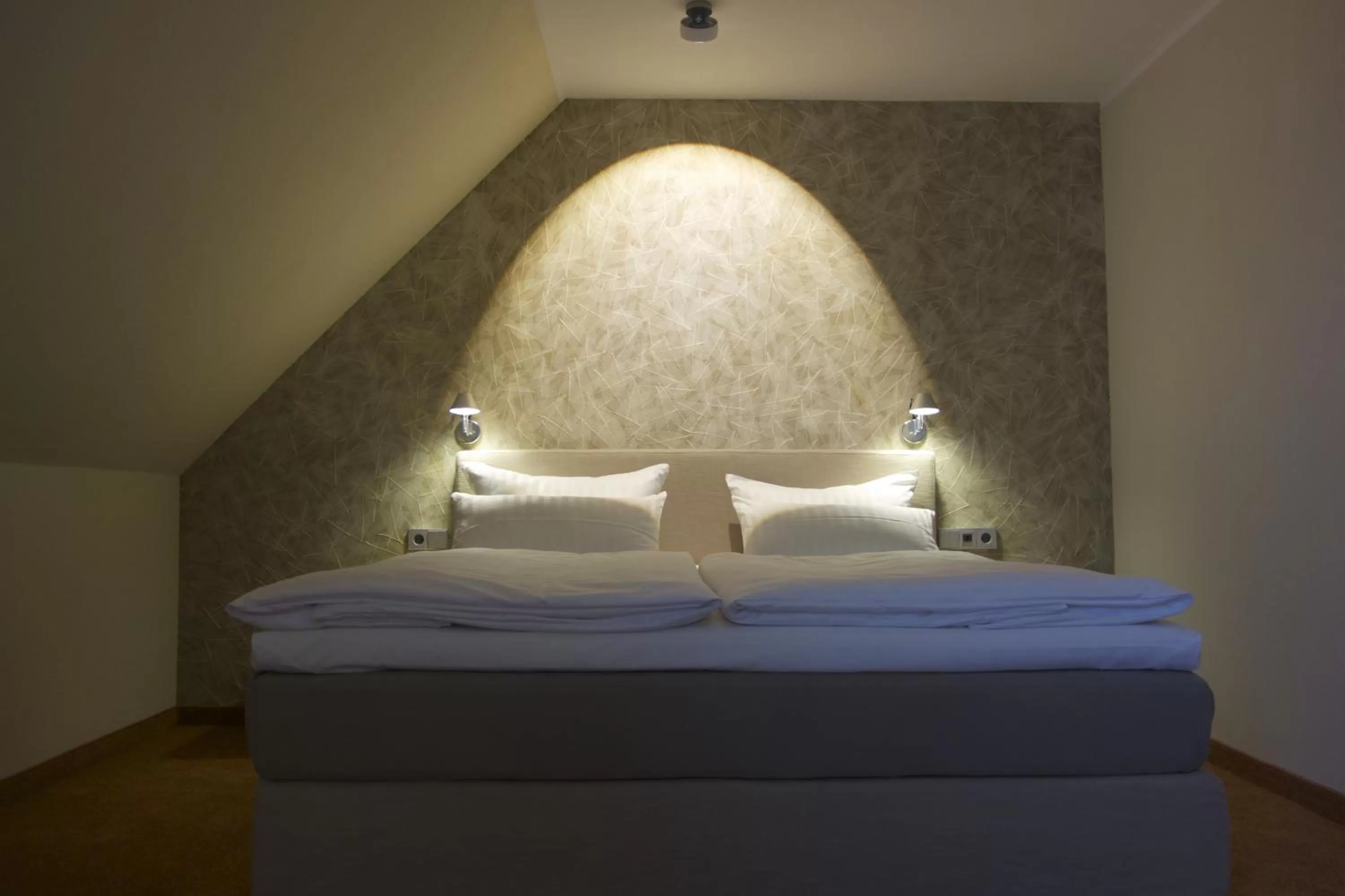 Photo of the whole room, Bed in Landhotel Broda