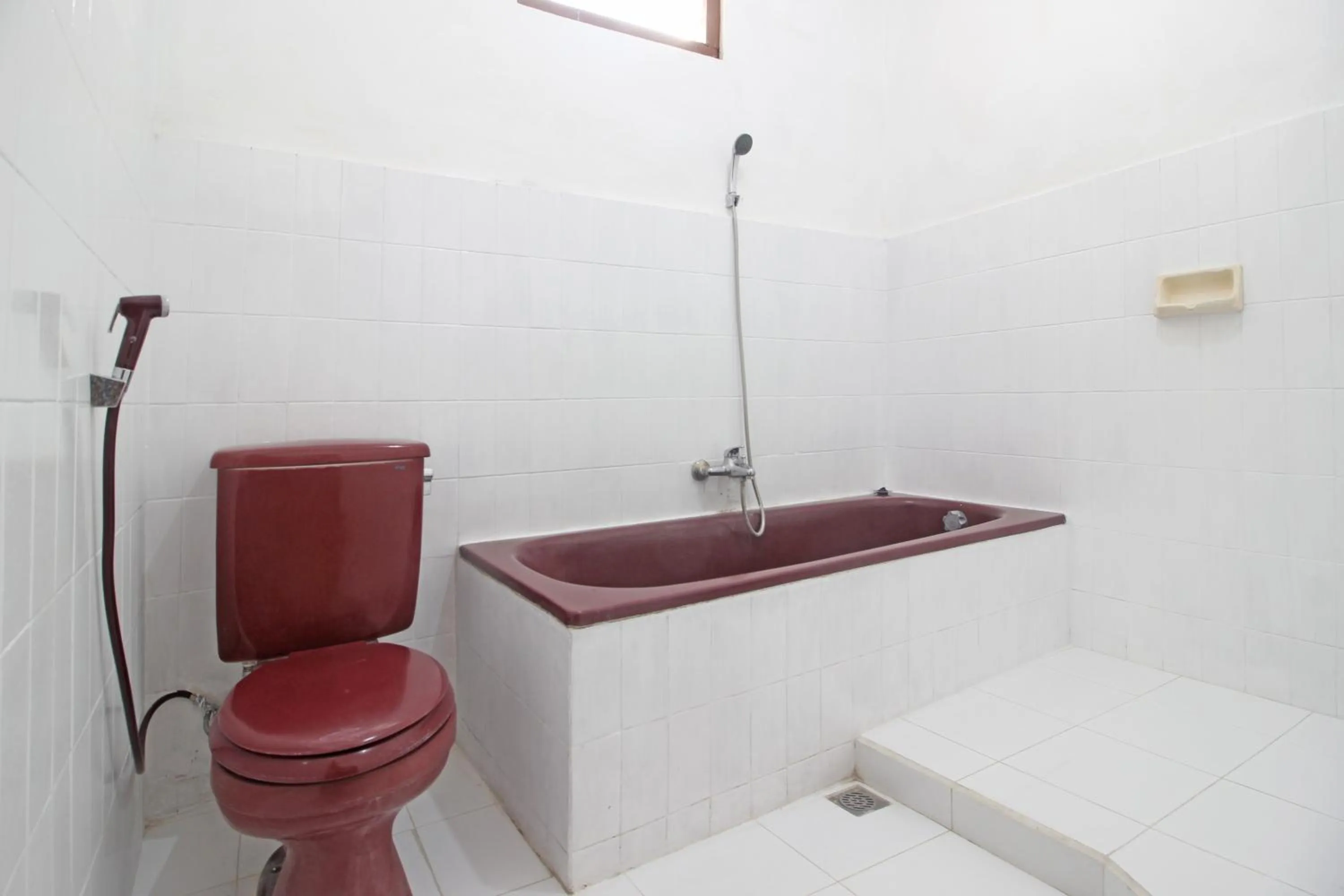 Bathroom in RedDoorz Plus @ Taman Siswa 3