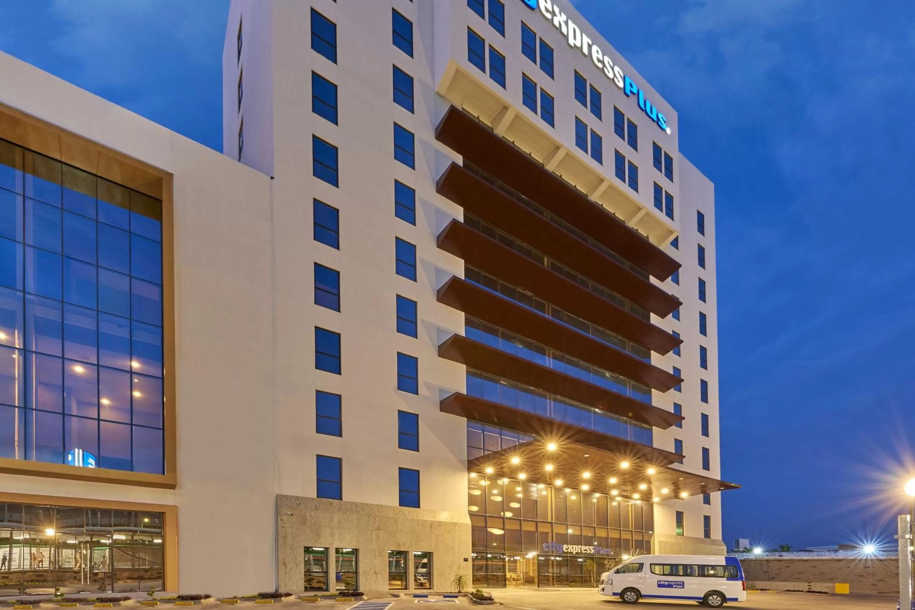 Property building in City Express Plus by Marriott Leon Centro de Convenciones