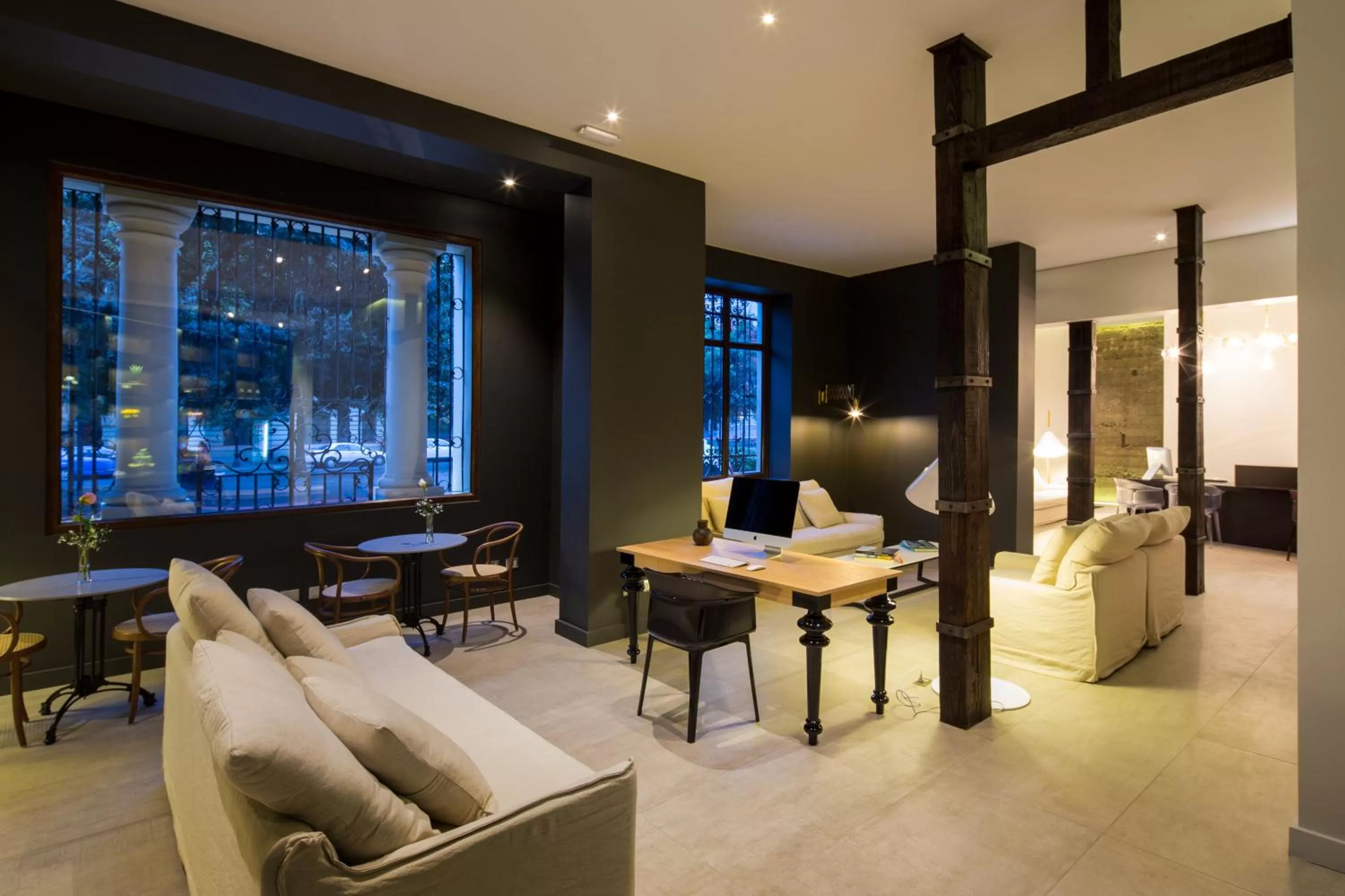 Lounge or bar in Hotel Altiplanico Bellas Artes