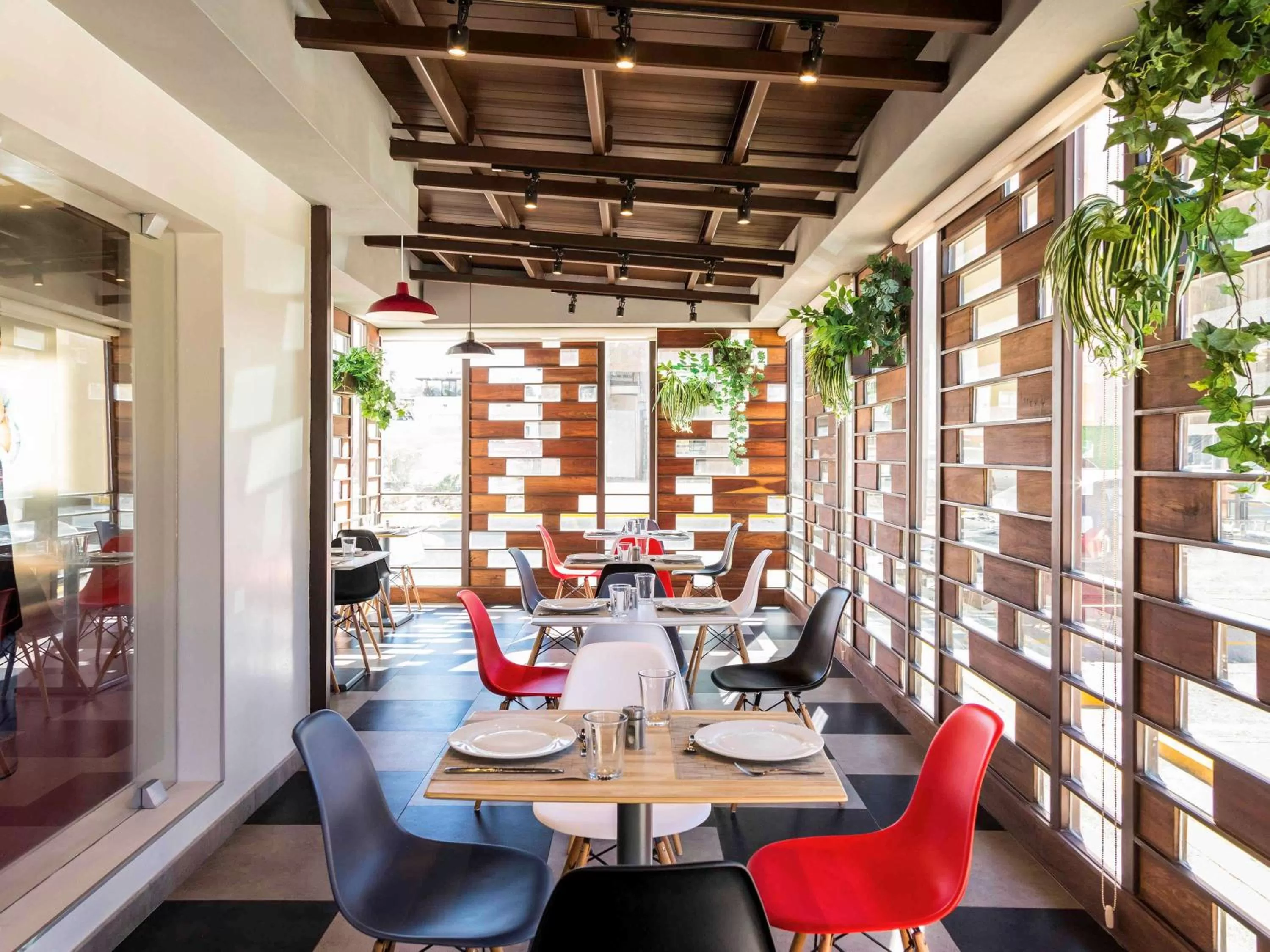 Restaurant/places to eat in Ibis Chihuahua