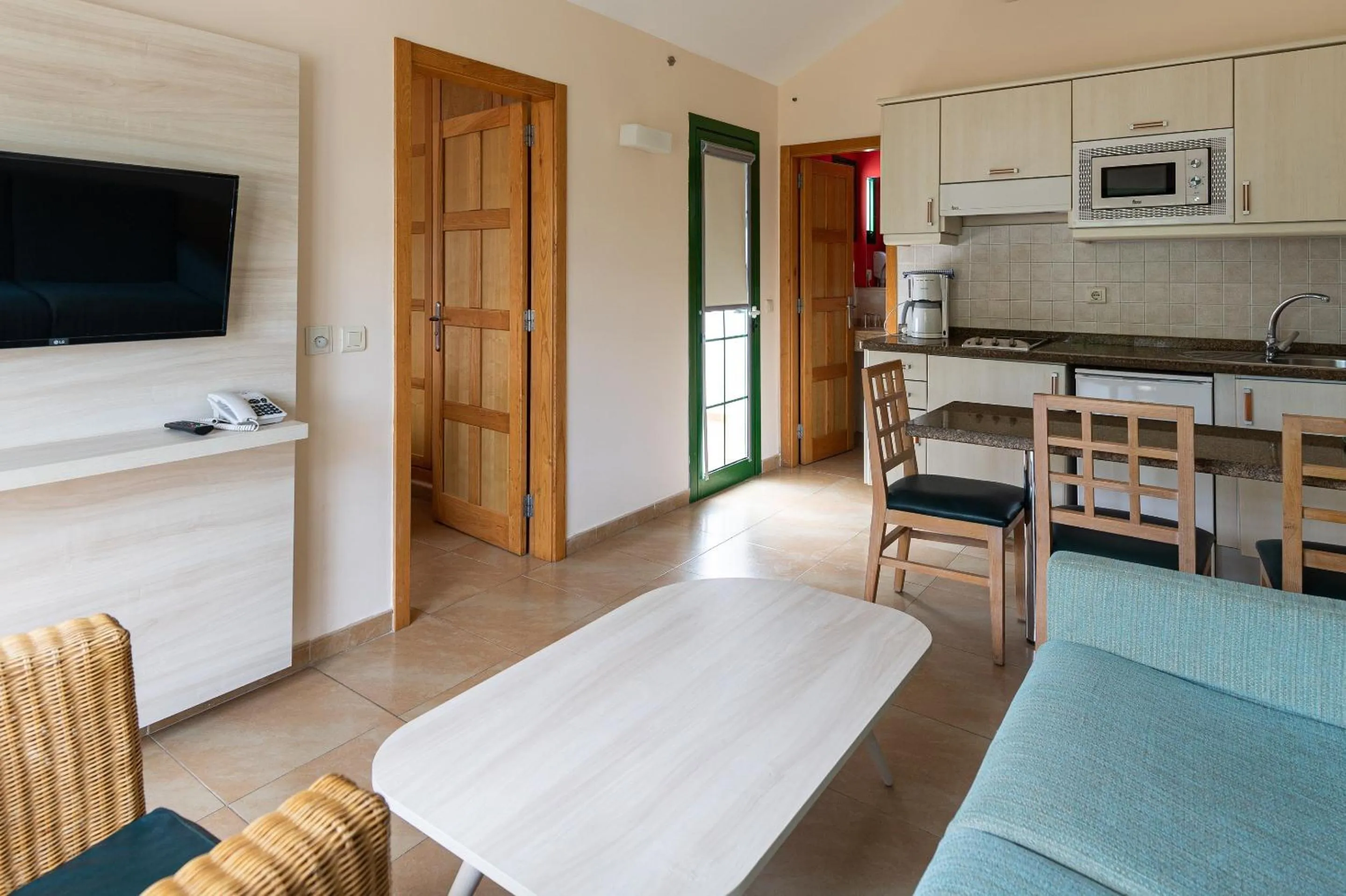 Coffee/tea facilities in Bungalows Cordial Sandy Golf