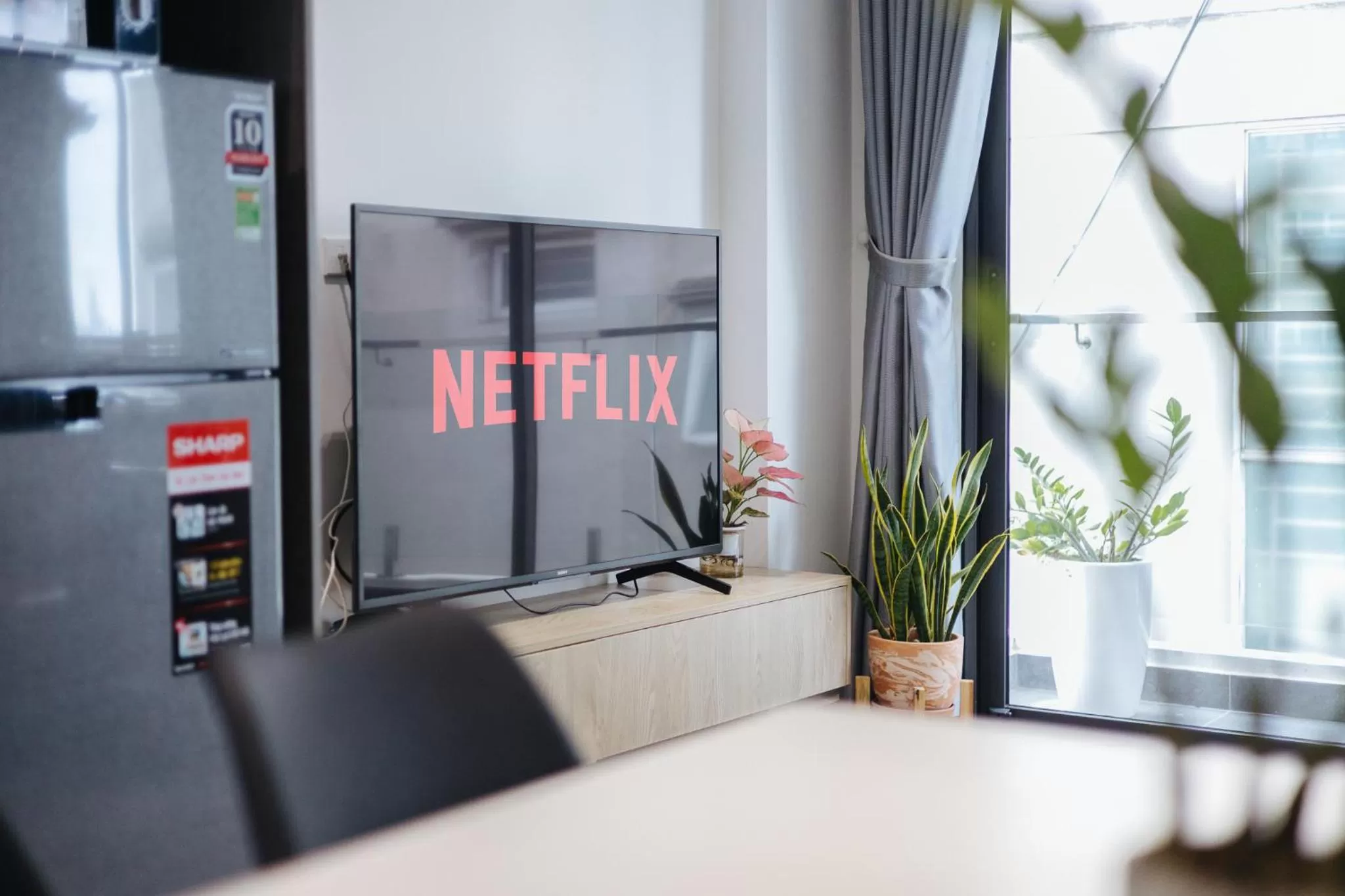 TV and multimedia in LUCK APART 8 - Hanoi Westlake Balcony Studio