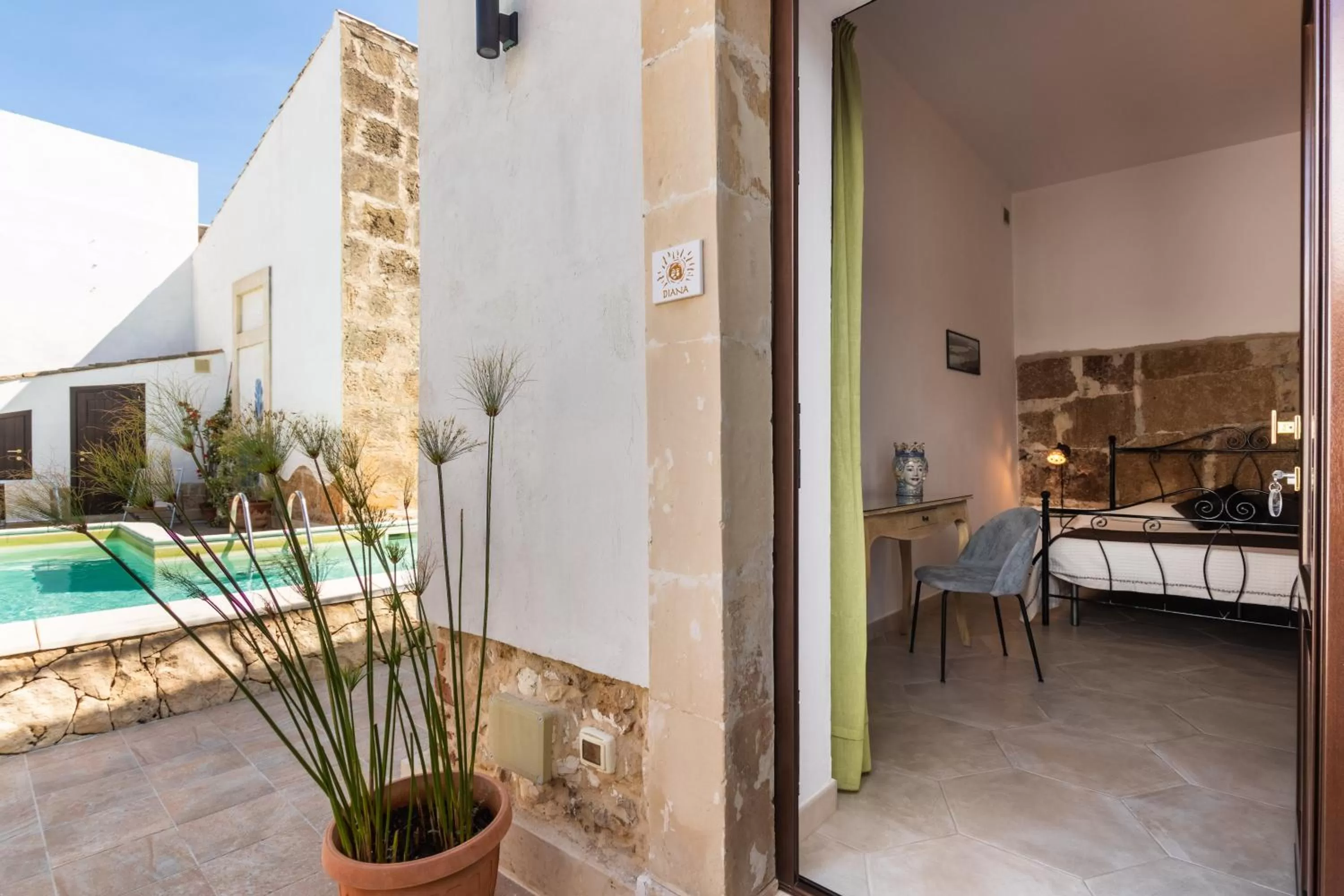 Bedroom, Bed in Morfeo Charming Rooms & Relax