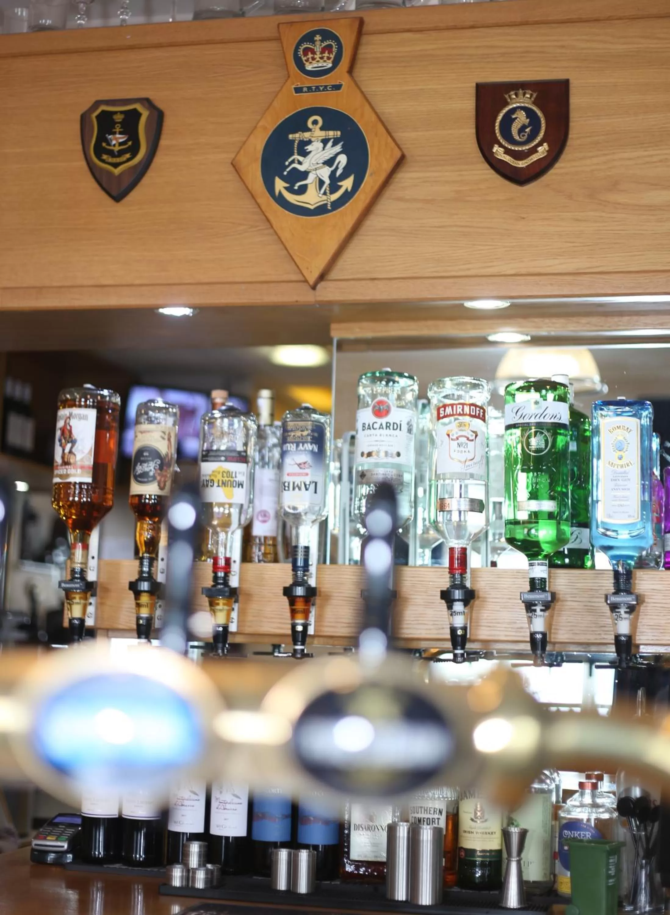 Lounge or bar in Royal Temple Yacht Club