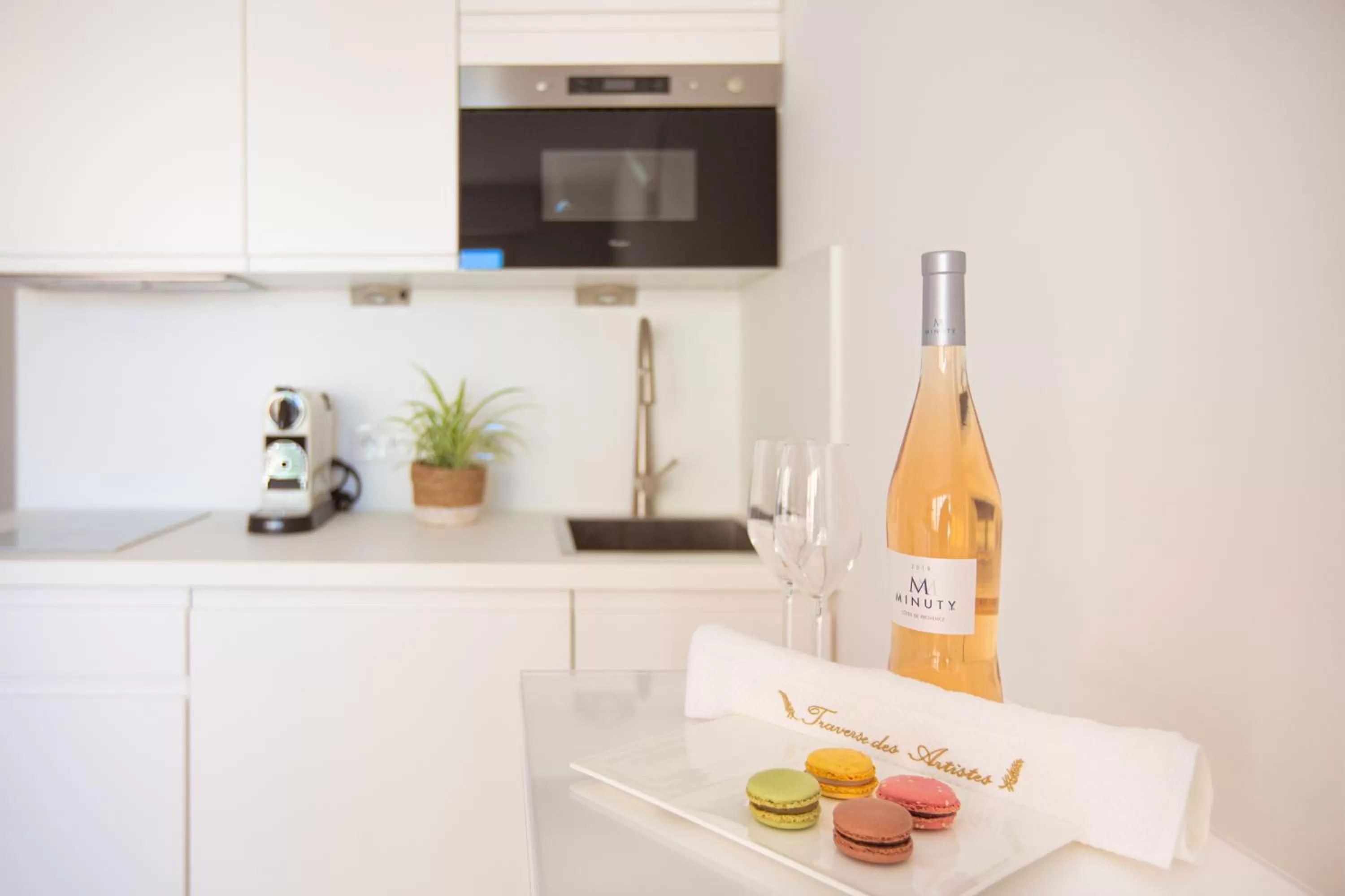 Kitchen or kitchenette in Traverse Des Artistes