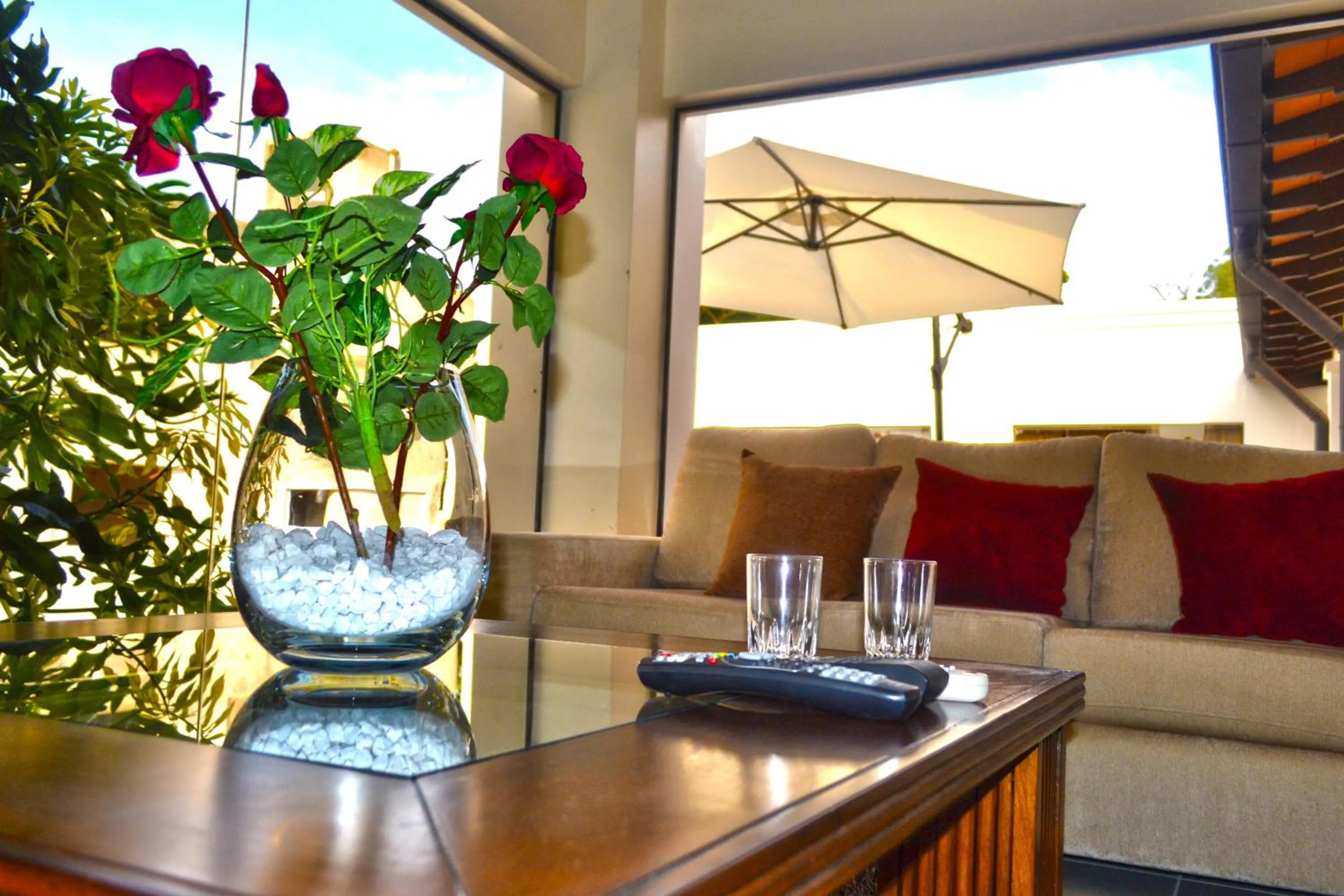 Staff in Hotel Pantanal Inn