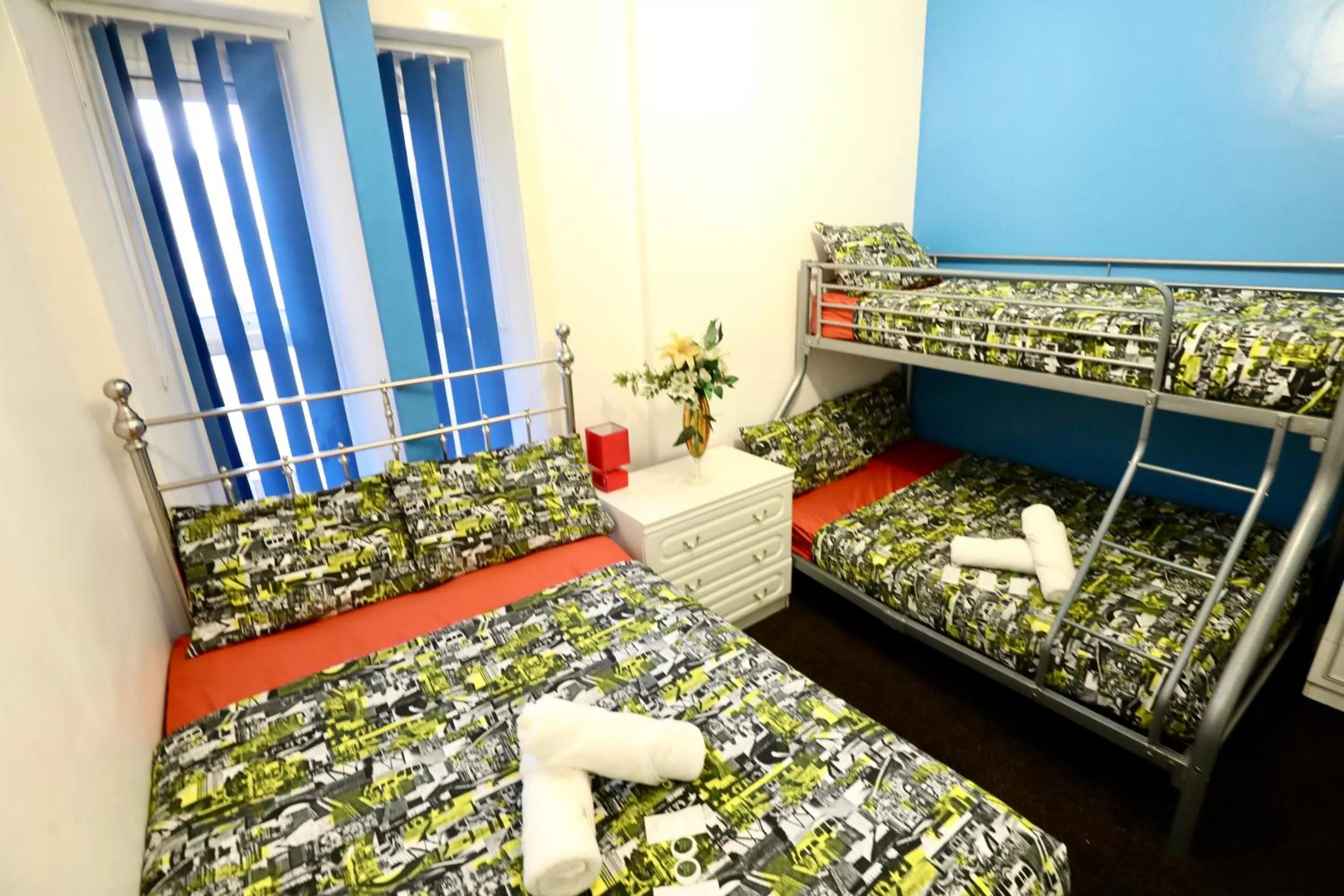 Bedroom, Bed in Blackpool Central Hotel