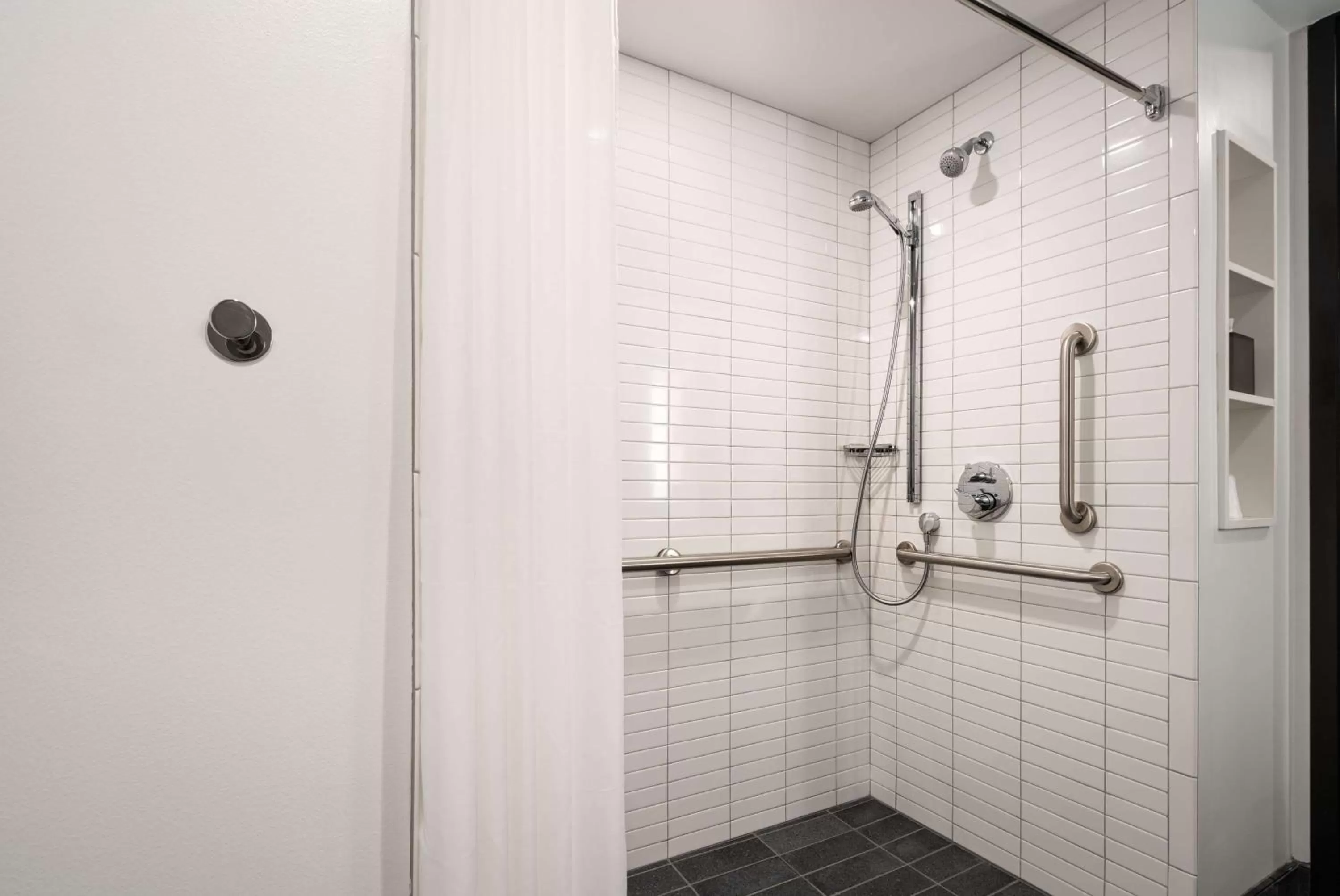 Bathroom in Motto by Hilton Philadelphia Rittenhouse Square