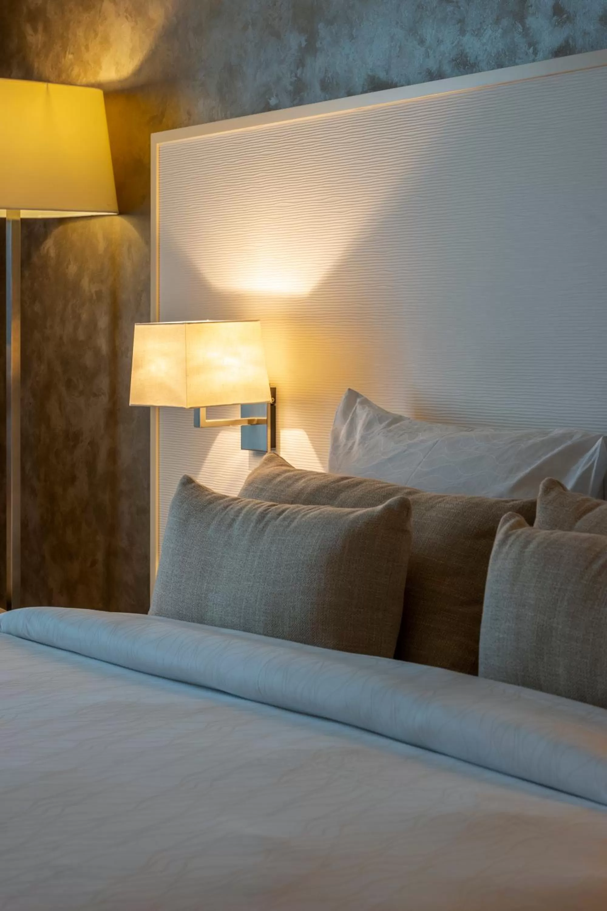 Bed in Remal Hotel & Villas Al Dhannah City