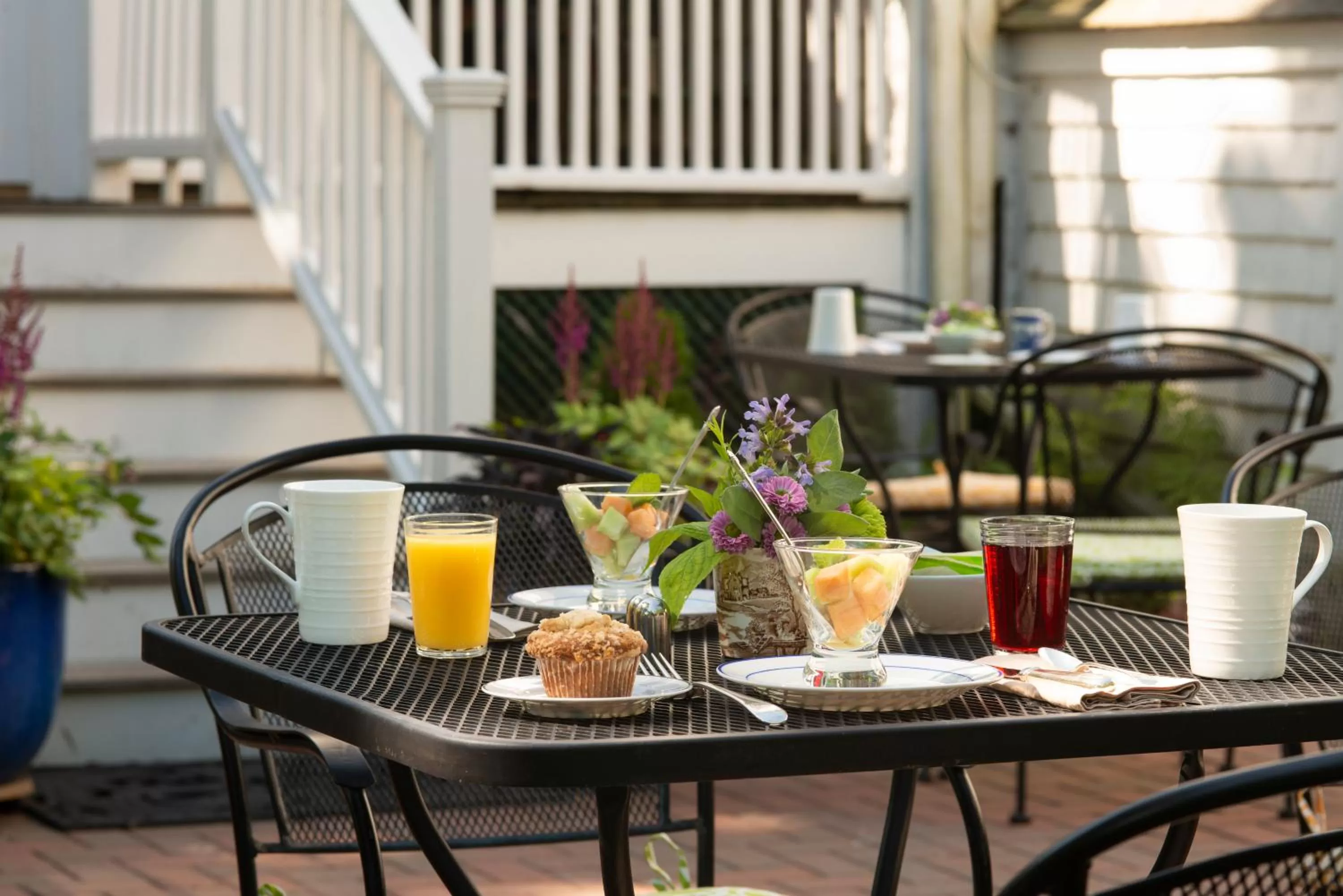 Breakfast, Restaurant/Places to Eat in Village Inn