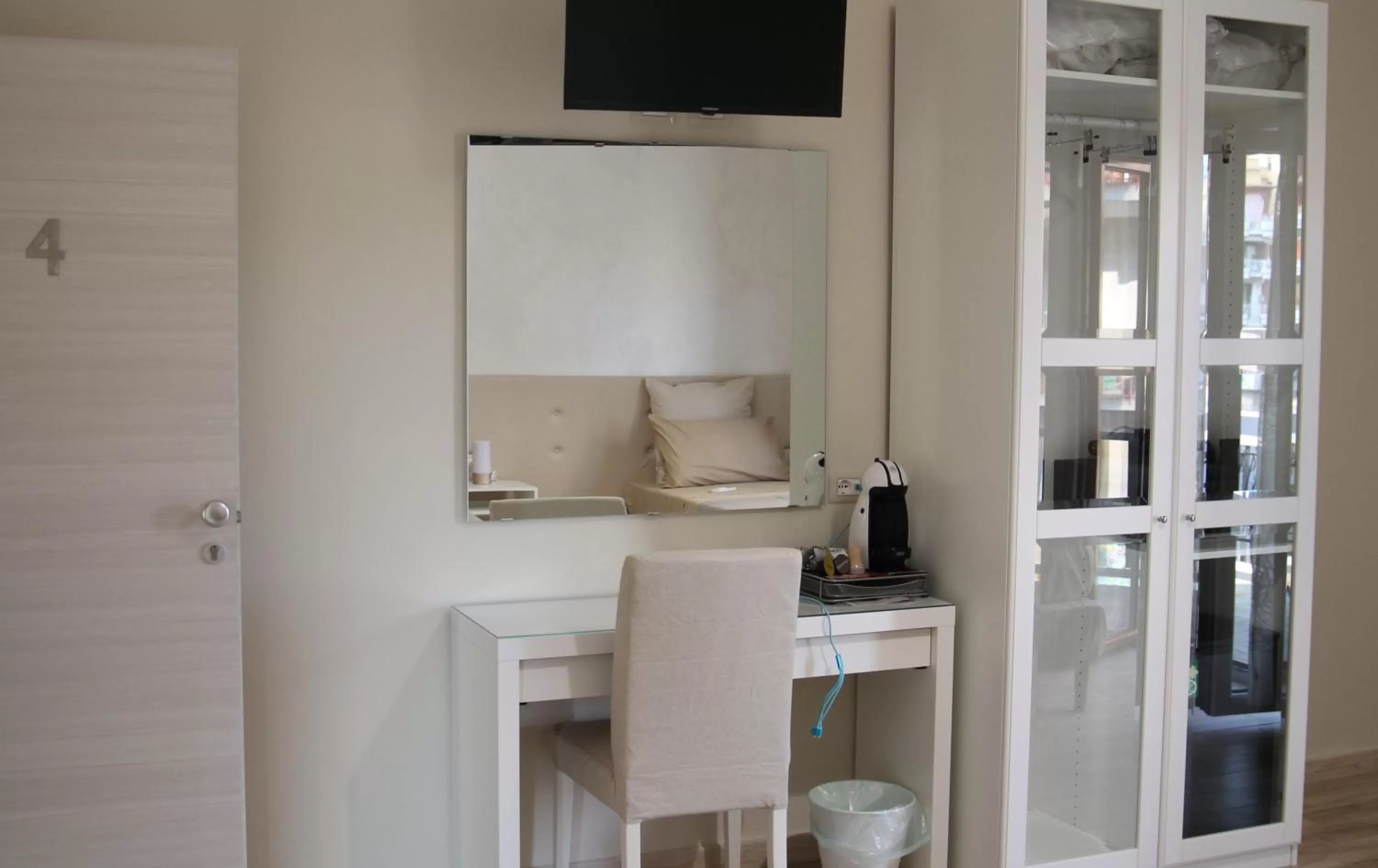 Coffee/tea facilities in Michelangelo Home B&B