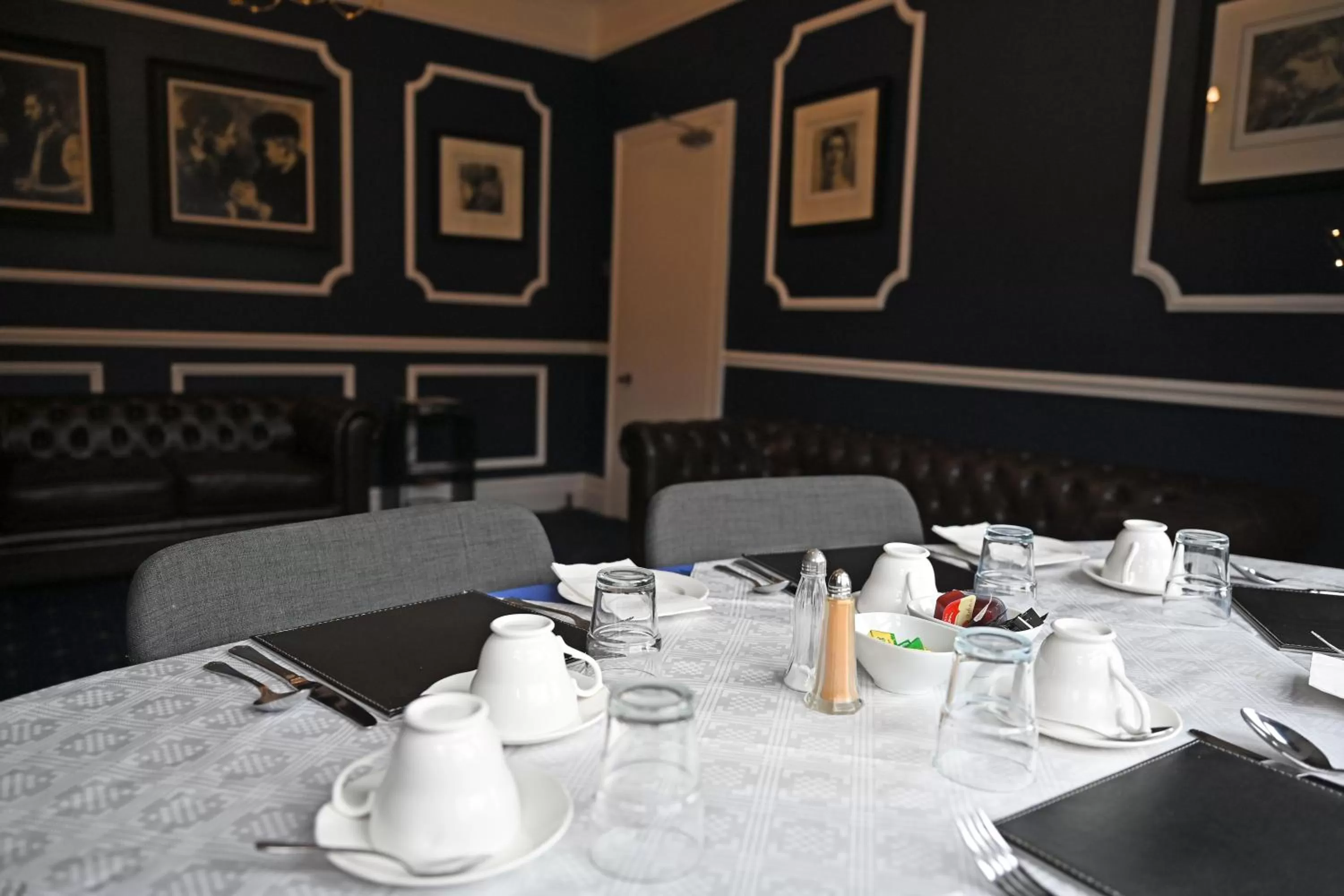 Dining area, Restaurant/Places to Eat in The Hathaways