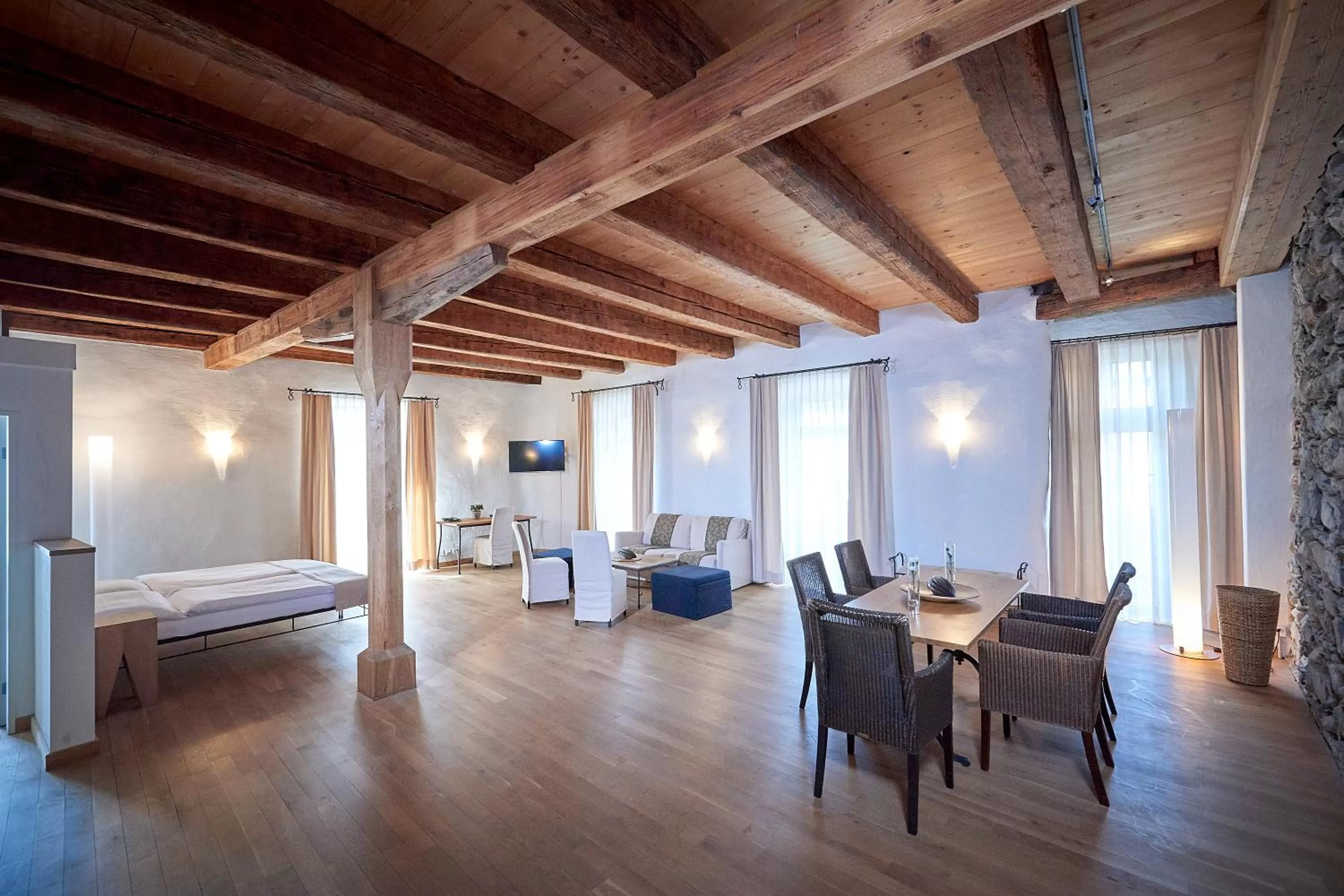 Bed in Hotel Restaurant Rathaus