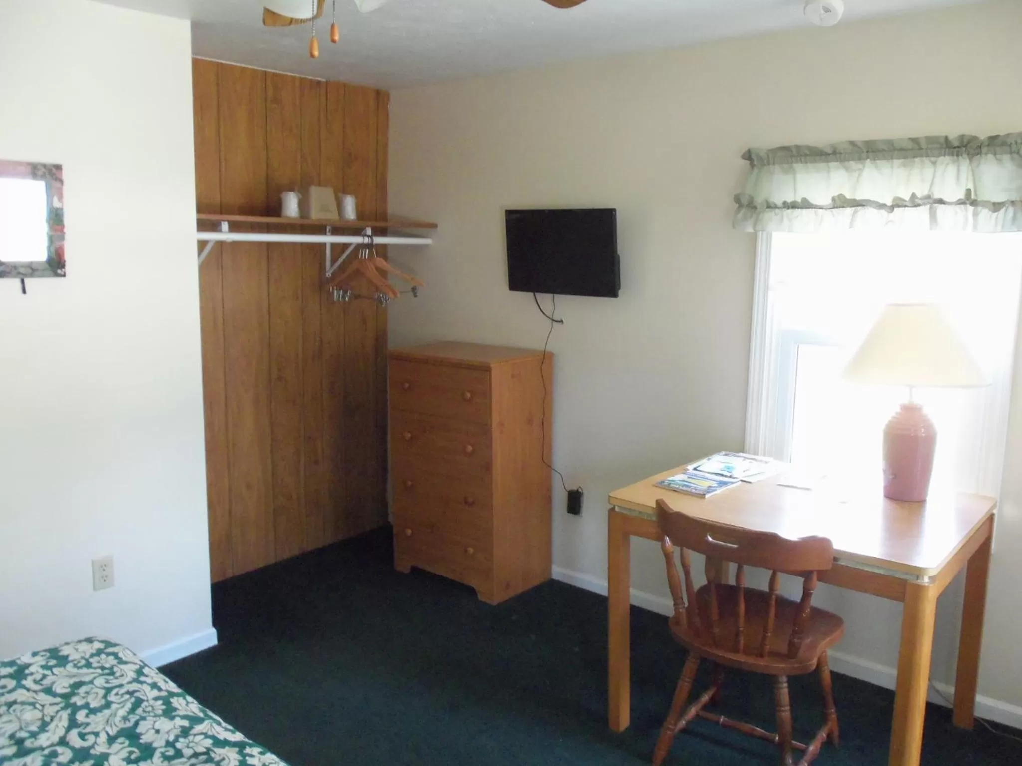 Decorative detail in Plantation Motel