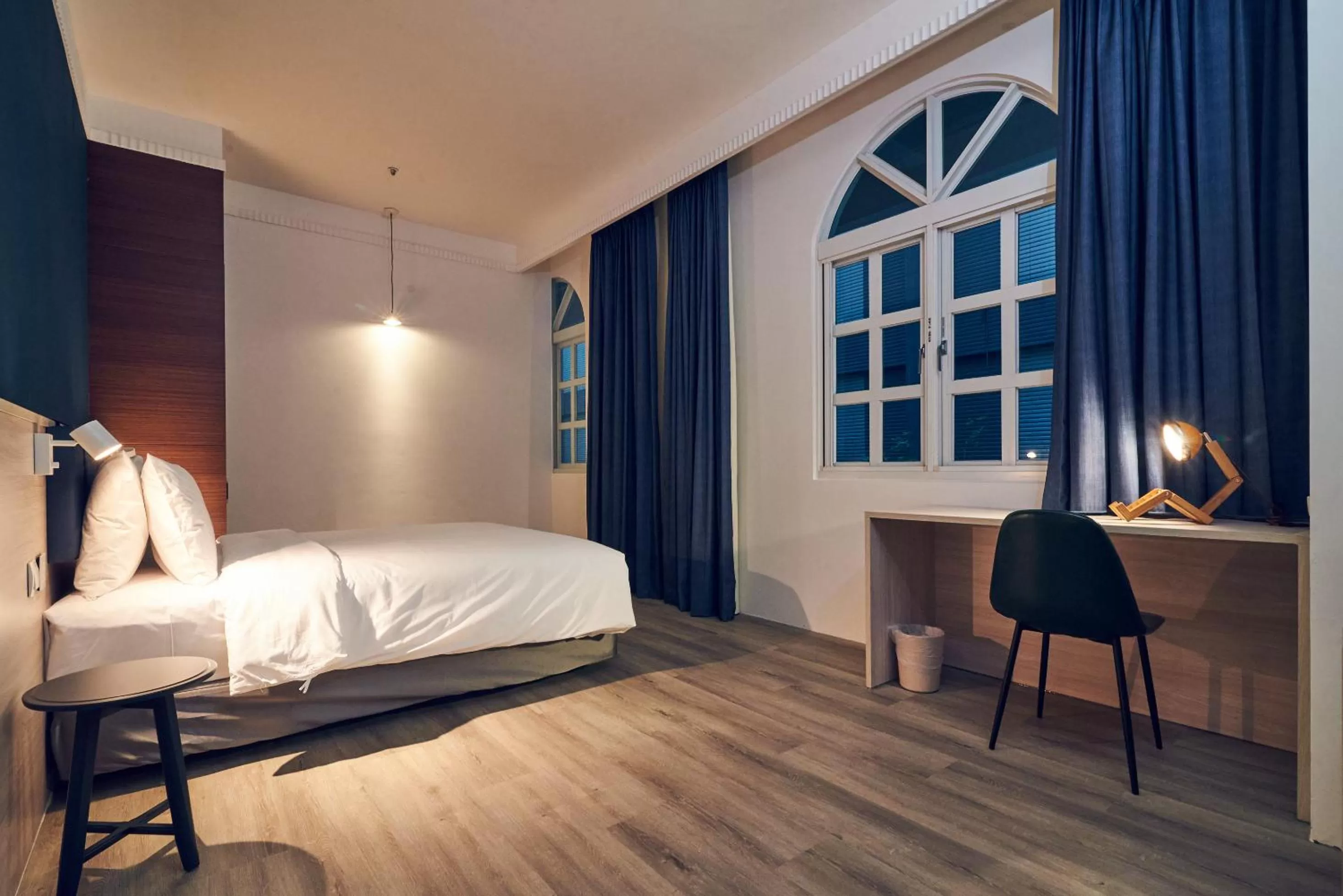 Photo of the whole room, Bed in CHECK inn Select Taipei Nangang