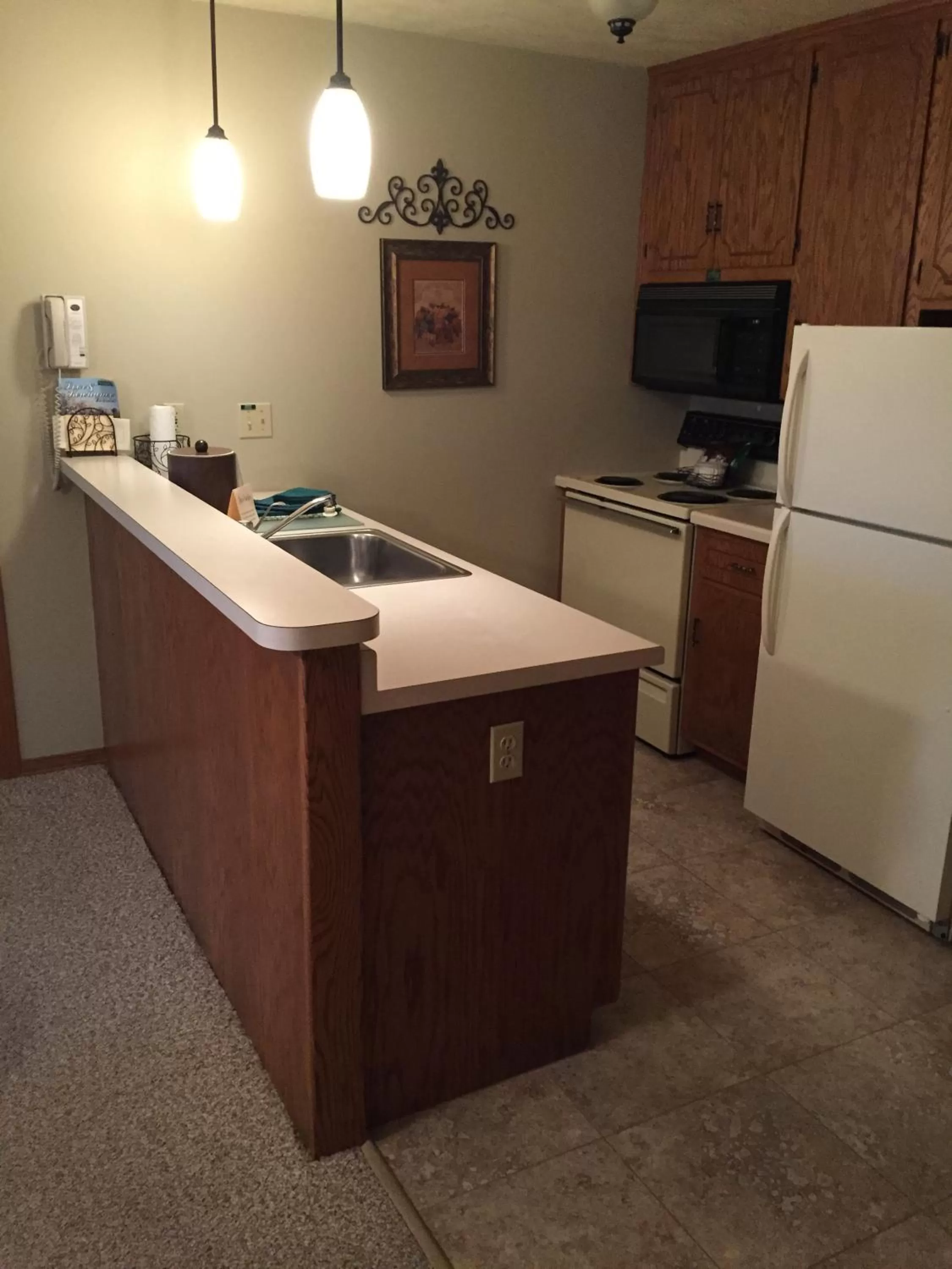 Kitchen or kitchenette, Kitchen/Kitchenette in High Point Inn