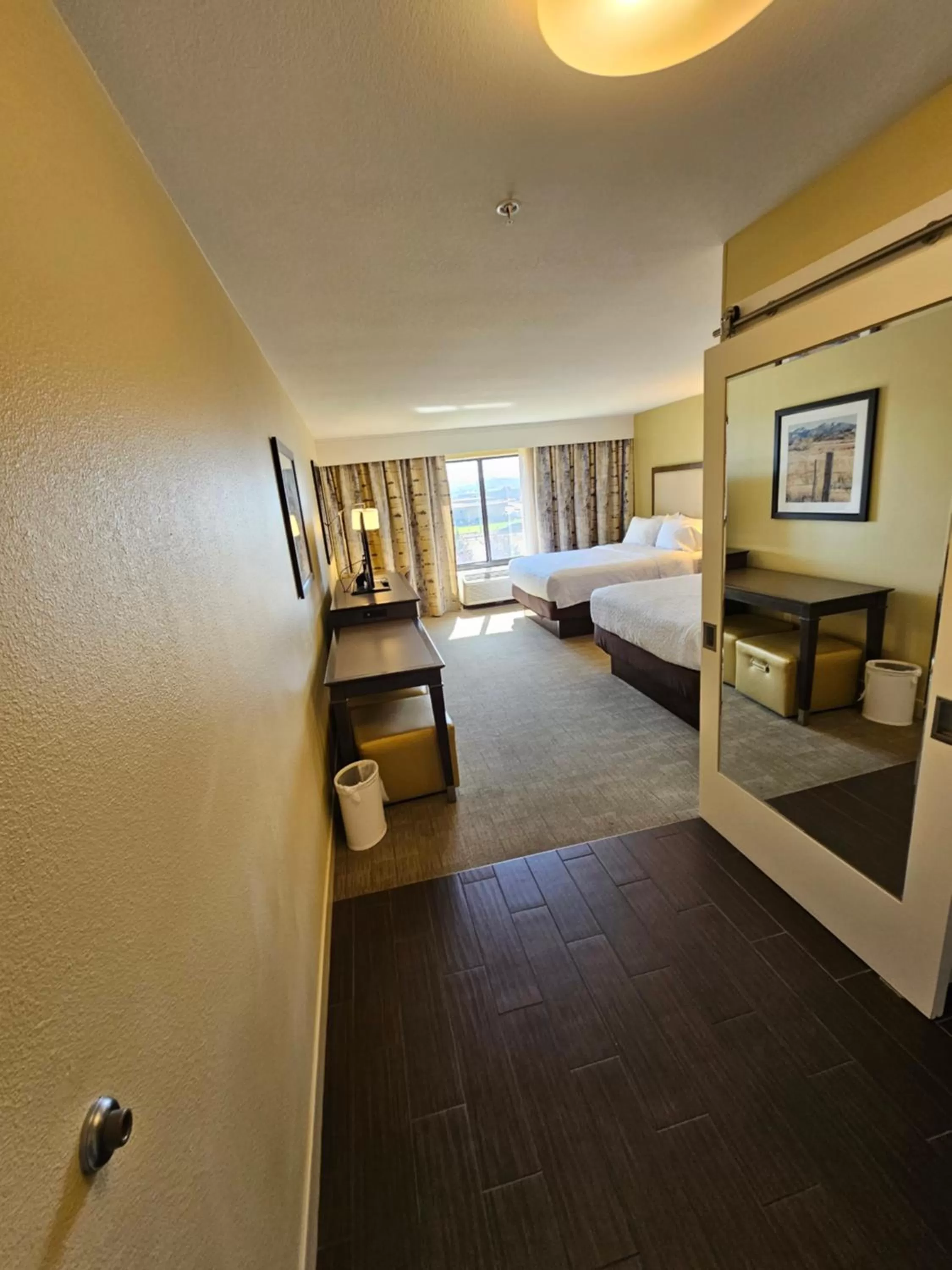 Bed in Hampton Inn Billings