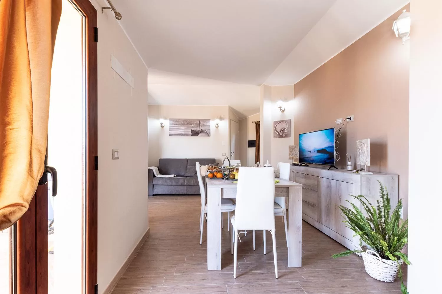 Dining area in B&B Ottoulivi