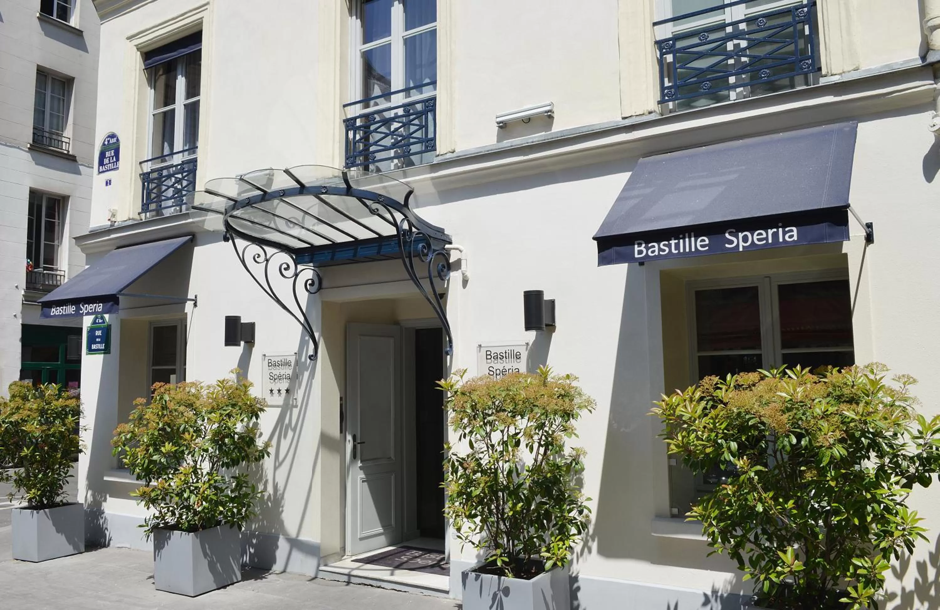 Facade/entrance in Hotel Bastille Speria