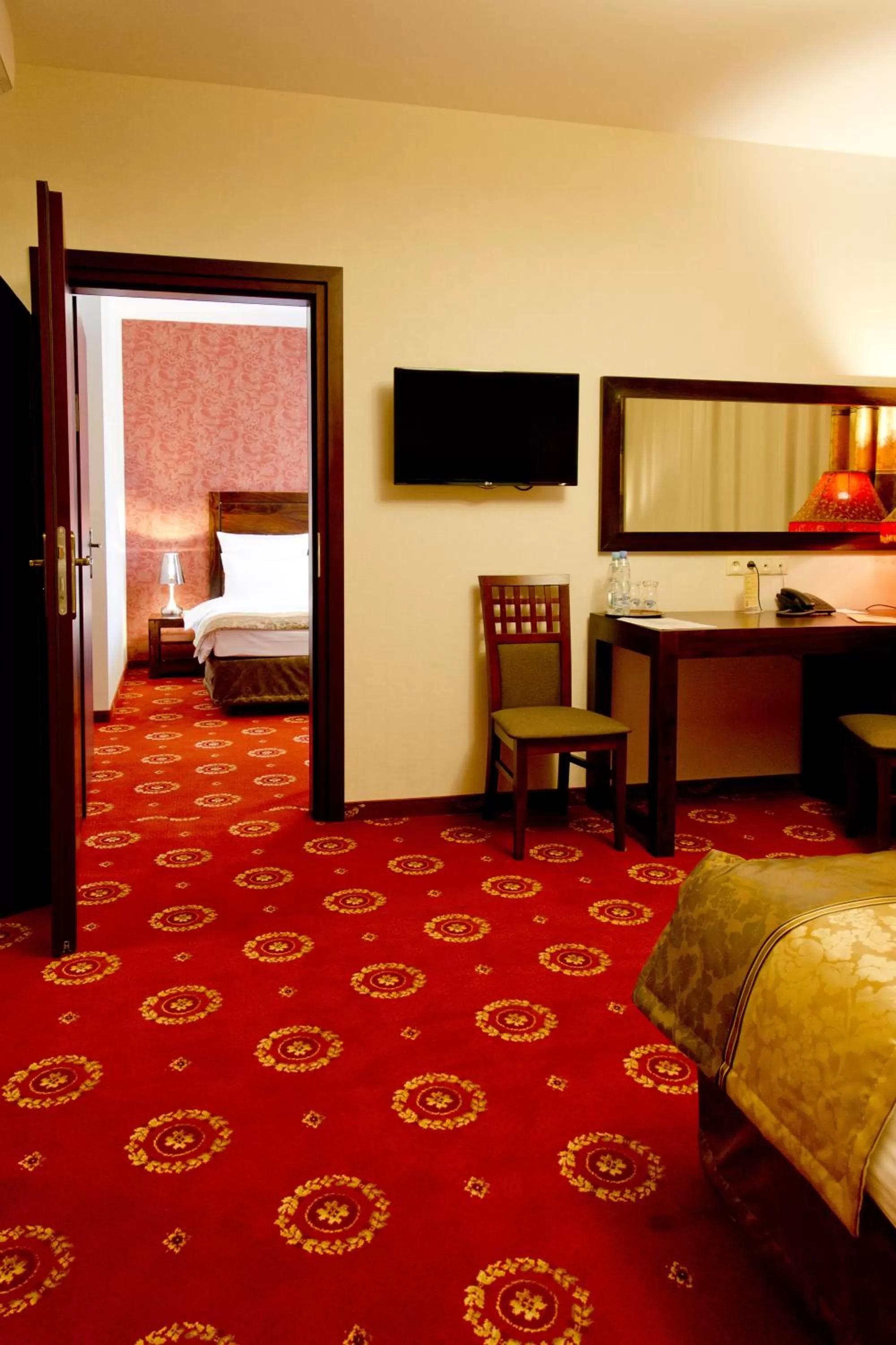 Photo of the whole room, Bed in Hotel Columbus