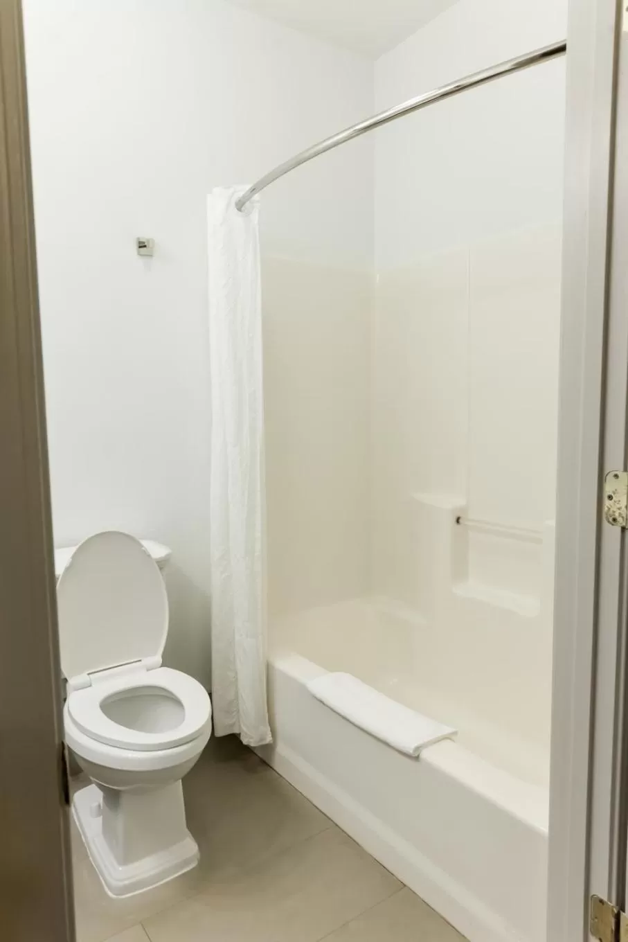 Country Inn & Suites by Radisson, Helen, GA