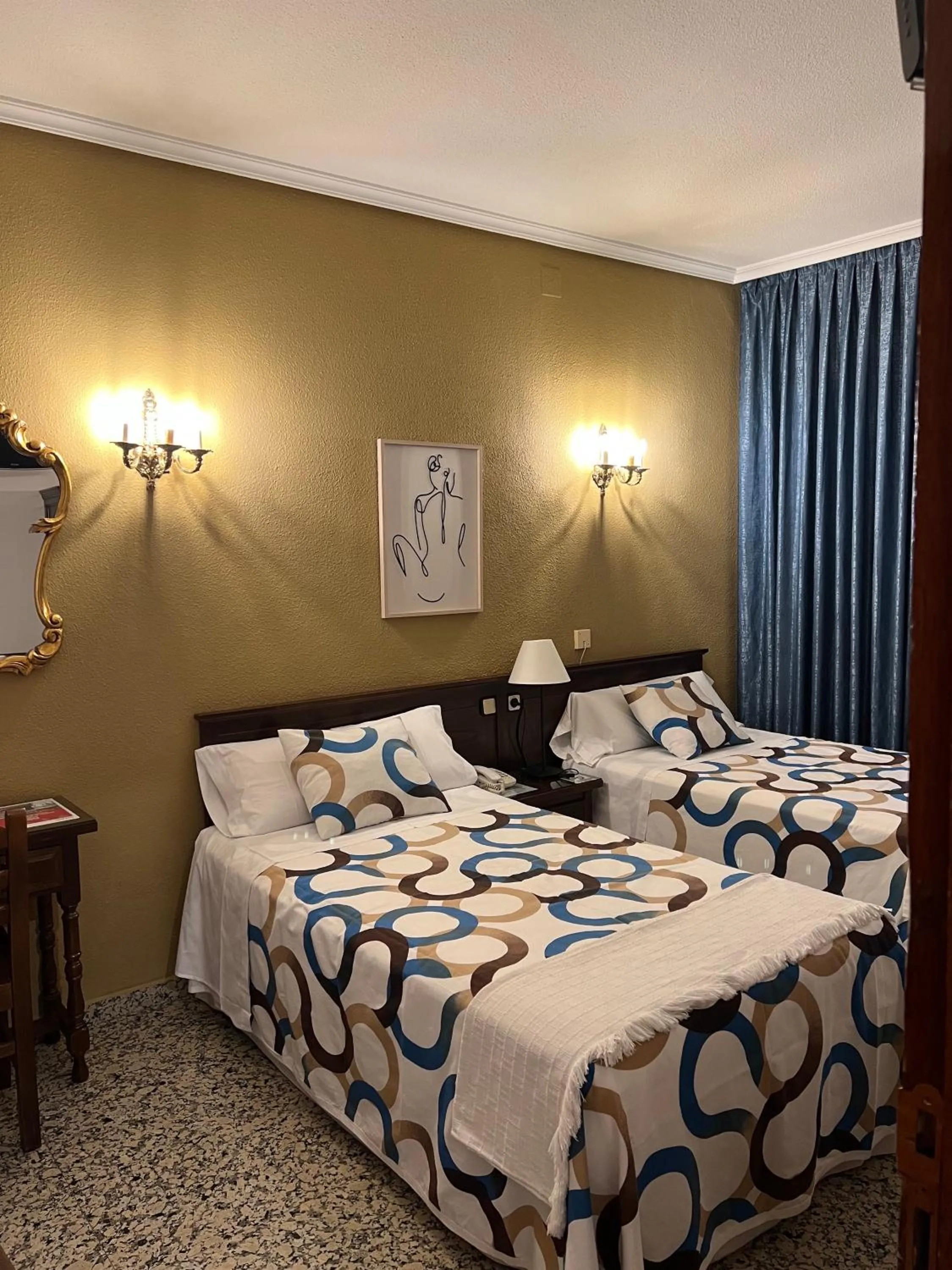 Photo of the whole room, Bed in Hostal Sonsoles Madrid-Centro