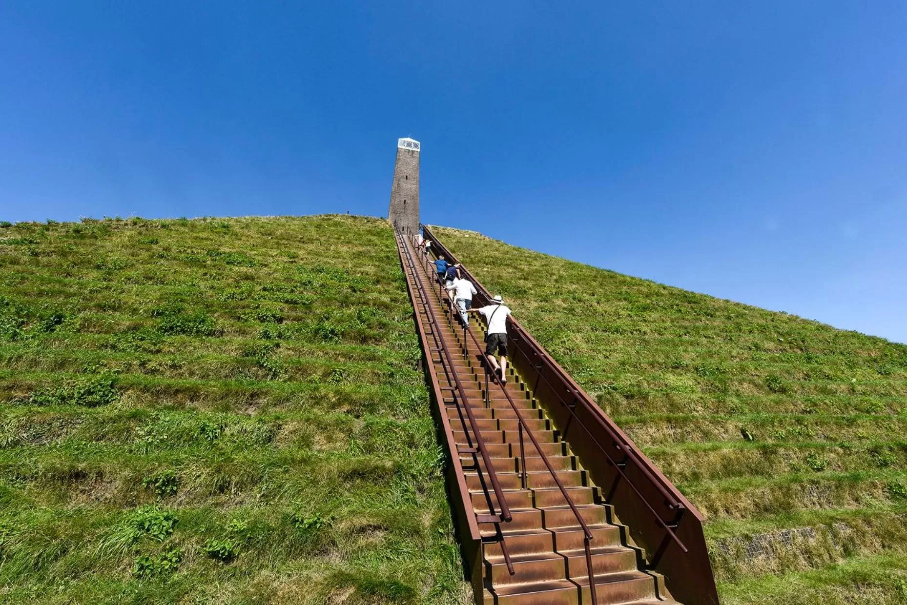 Nearby landmark in Fletcher Hotel-Restaurant Oud London