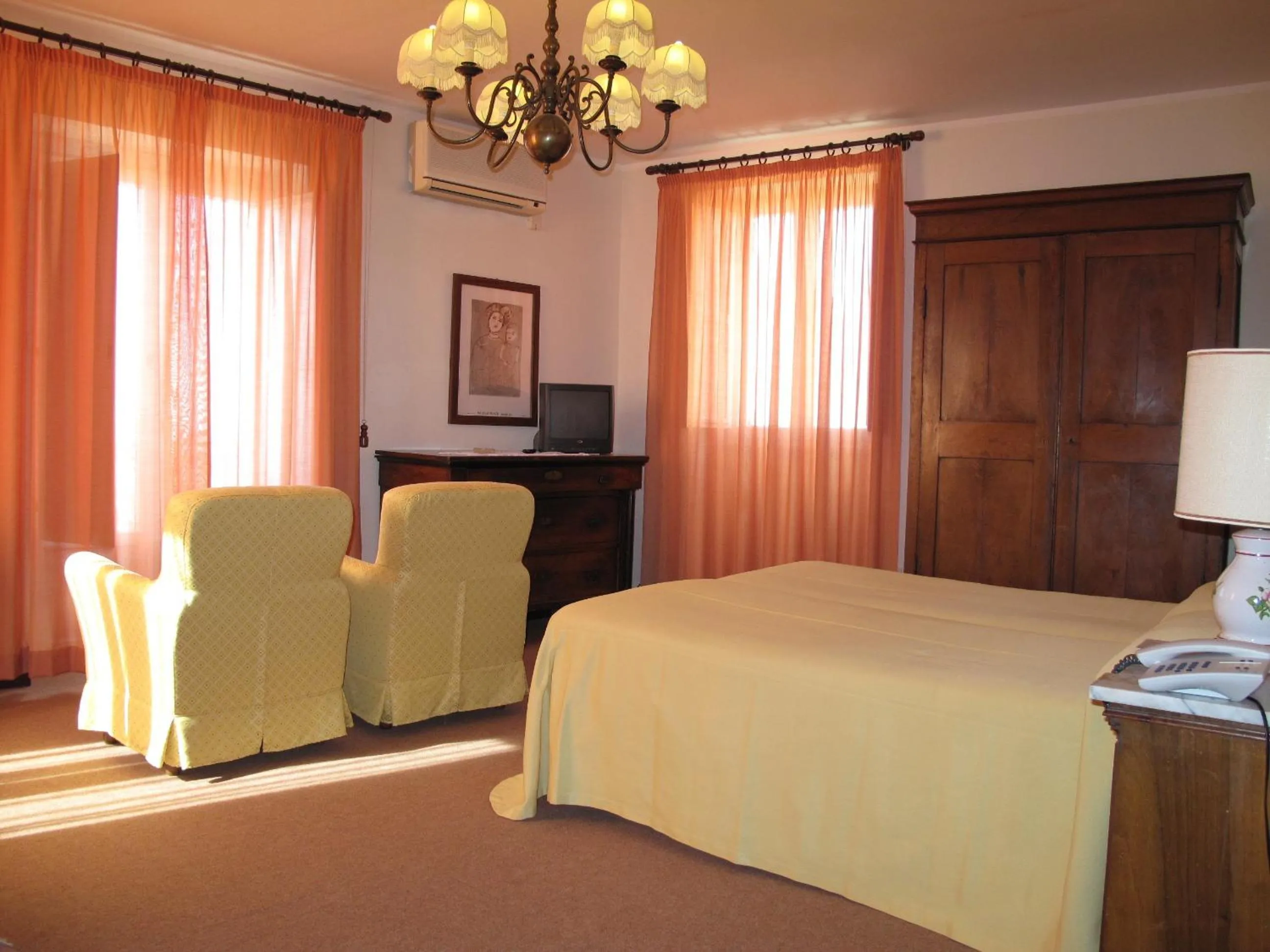 Superior Double Room in Hotel Umbra