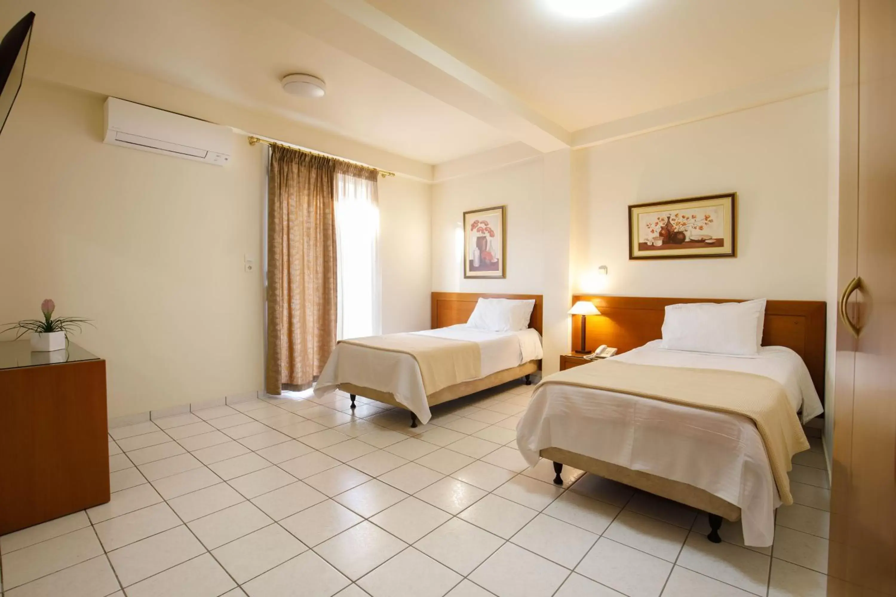Double or Twin Room - single occupancy in Hotel ΑΤΗΙΝΑ Double or Twin Room - single occupancy in Hotel ΑΤΗΙΝΑ