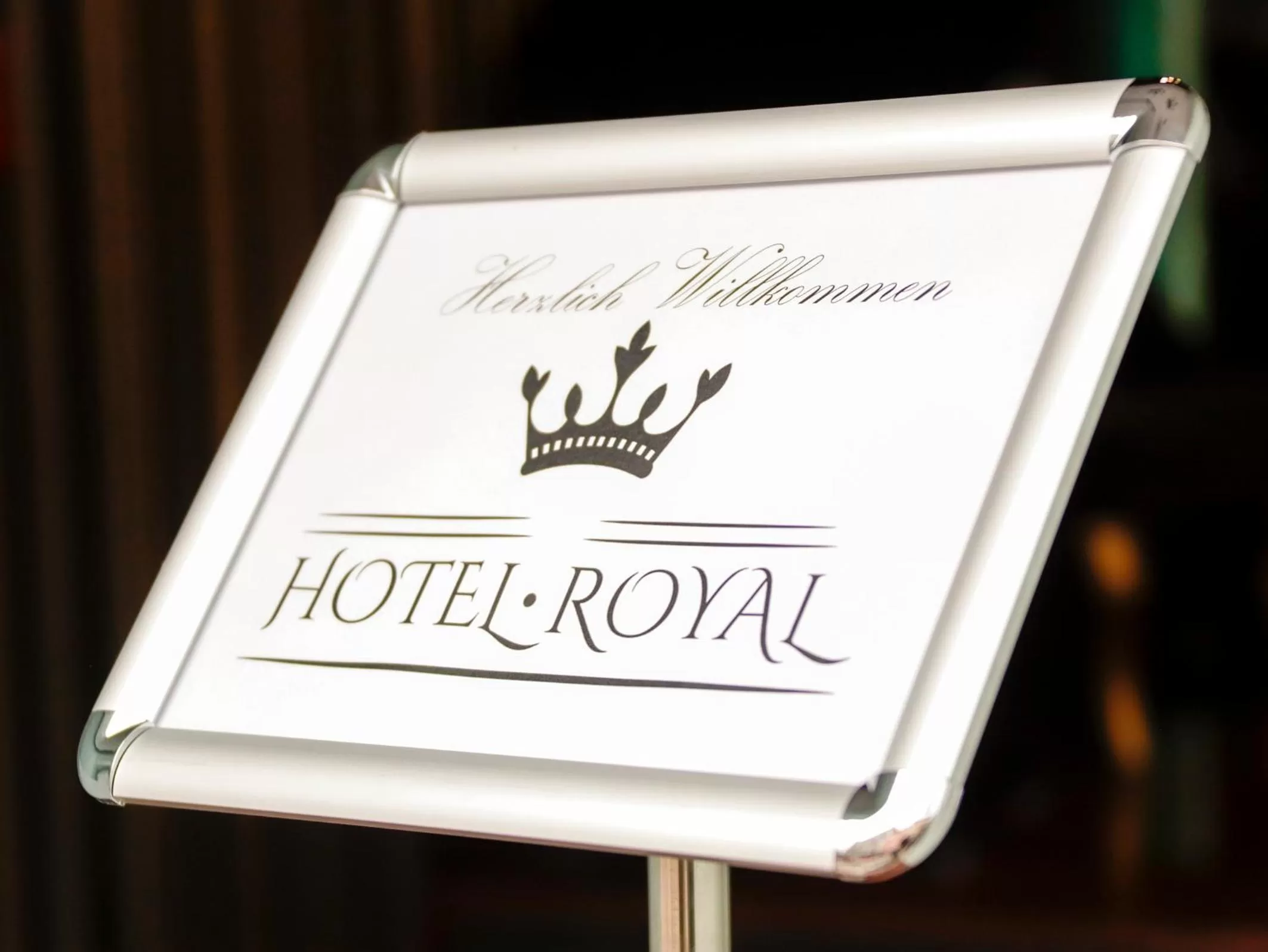 Facade/entrance in Hotel Royal