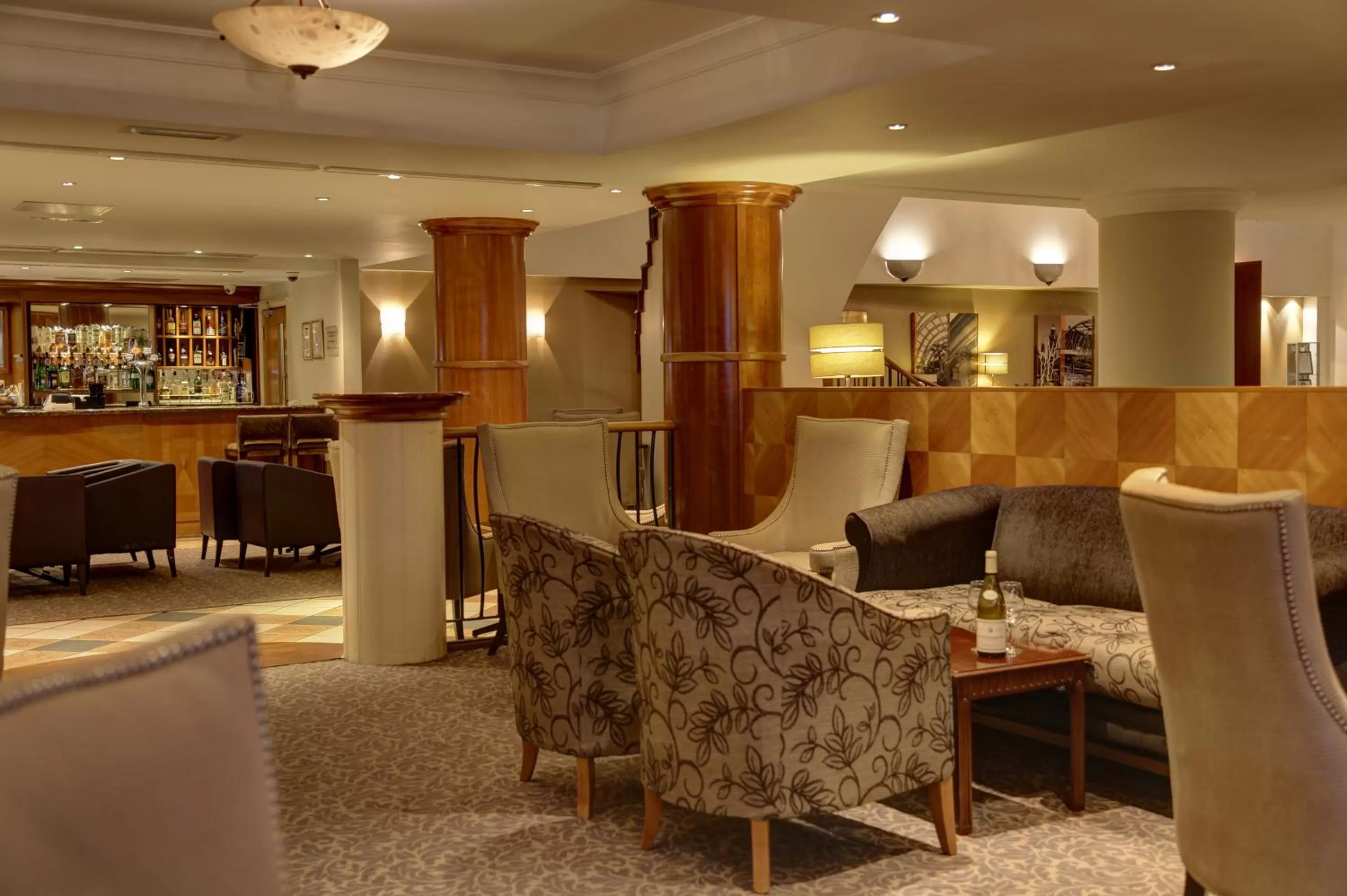 Seating area in Mercure Sheffield Kenwood Hall & Spa